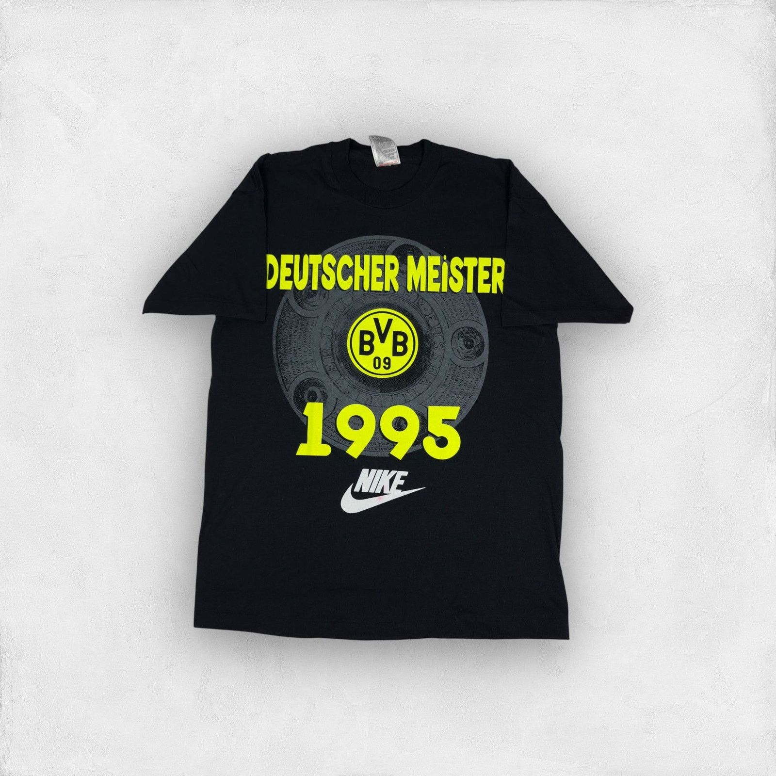 Nike × Vintage Nike Vintage Borussia Dortmund T-Shirt Size US M / EU 48-50 / 2 - 1 Thumbnail