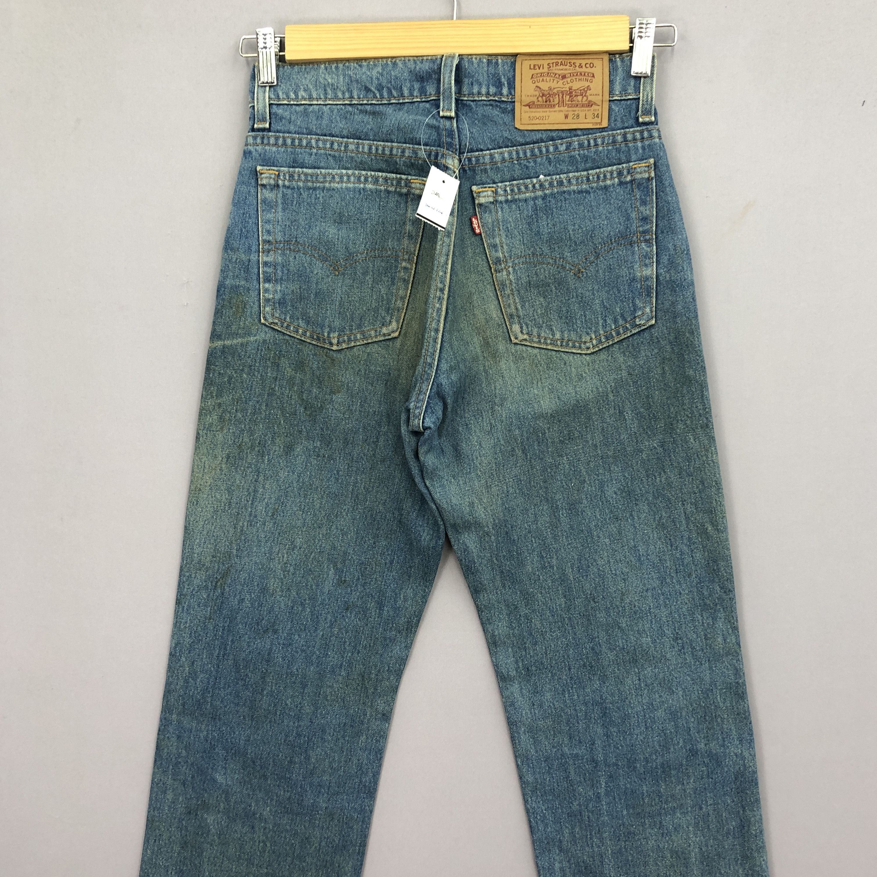 Levi's Vintage 90s Levis 520 Jeans Faded Levi's Mudwash Denim Size 26" / US 2 / IT 38 - 4 Thumbnail