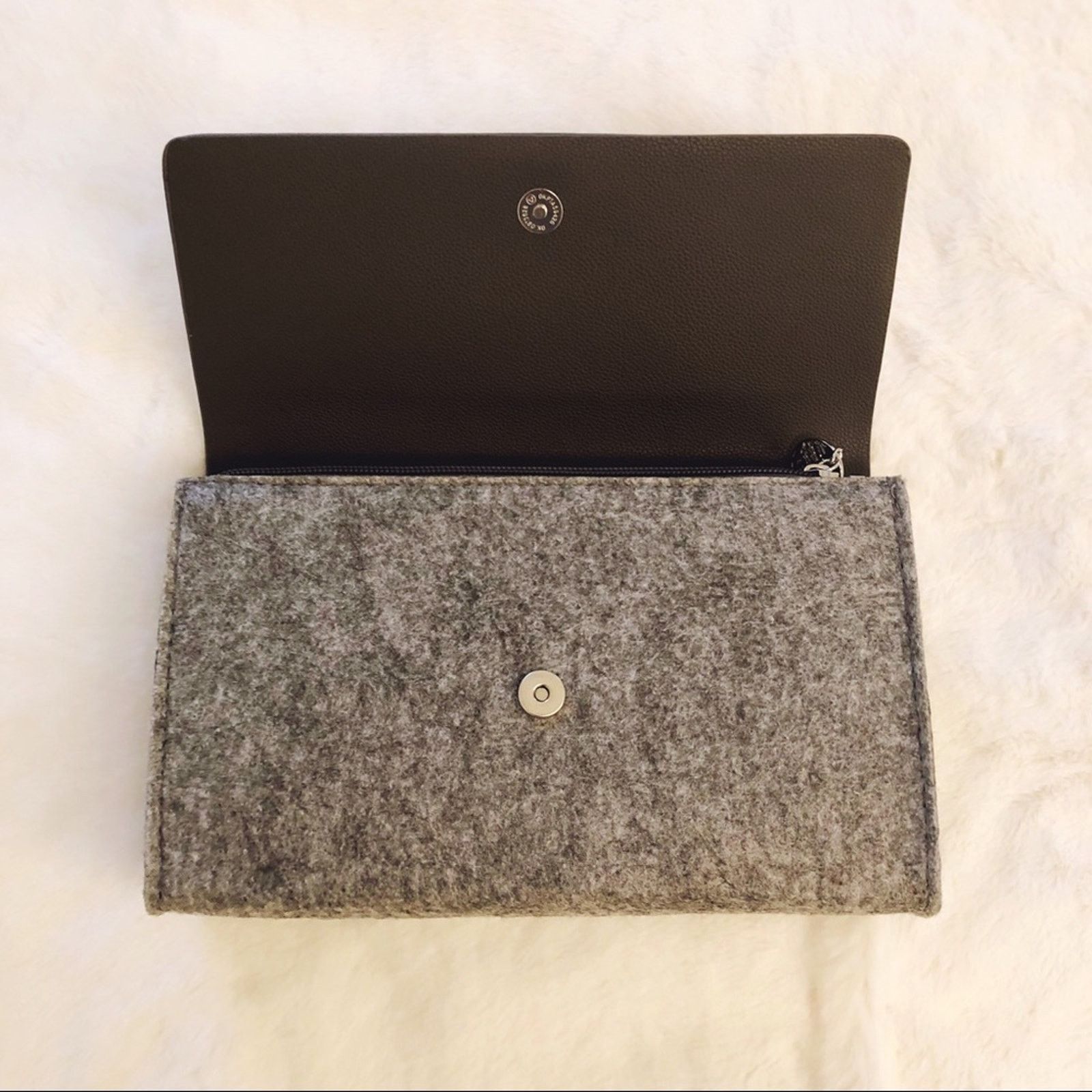 Other La Prairie Gray Makeup Bag/Clutch Size ONE SIZE - 7 Thumbnail