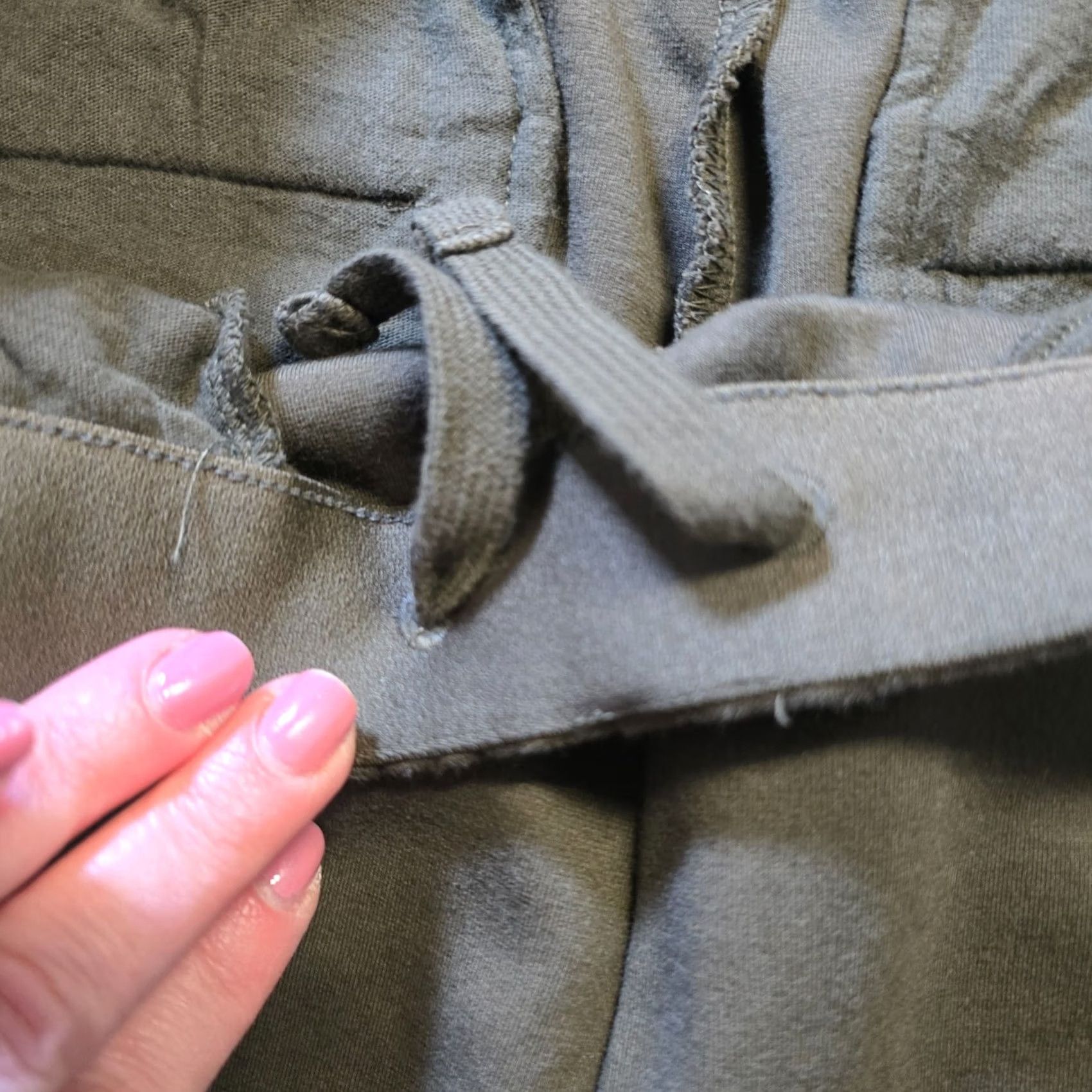Everlane Everlane Pants Women Large Green Kalamata Olive Pull On Taper Capsule Size 36" / US 14 / IT 50 - 5 Thumbnail