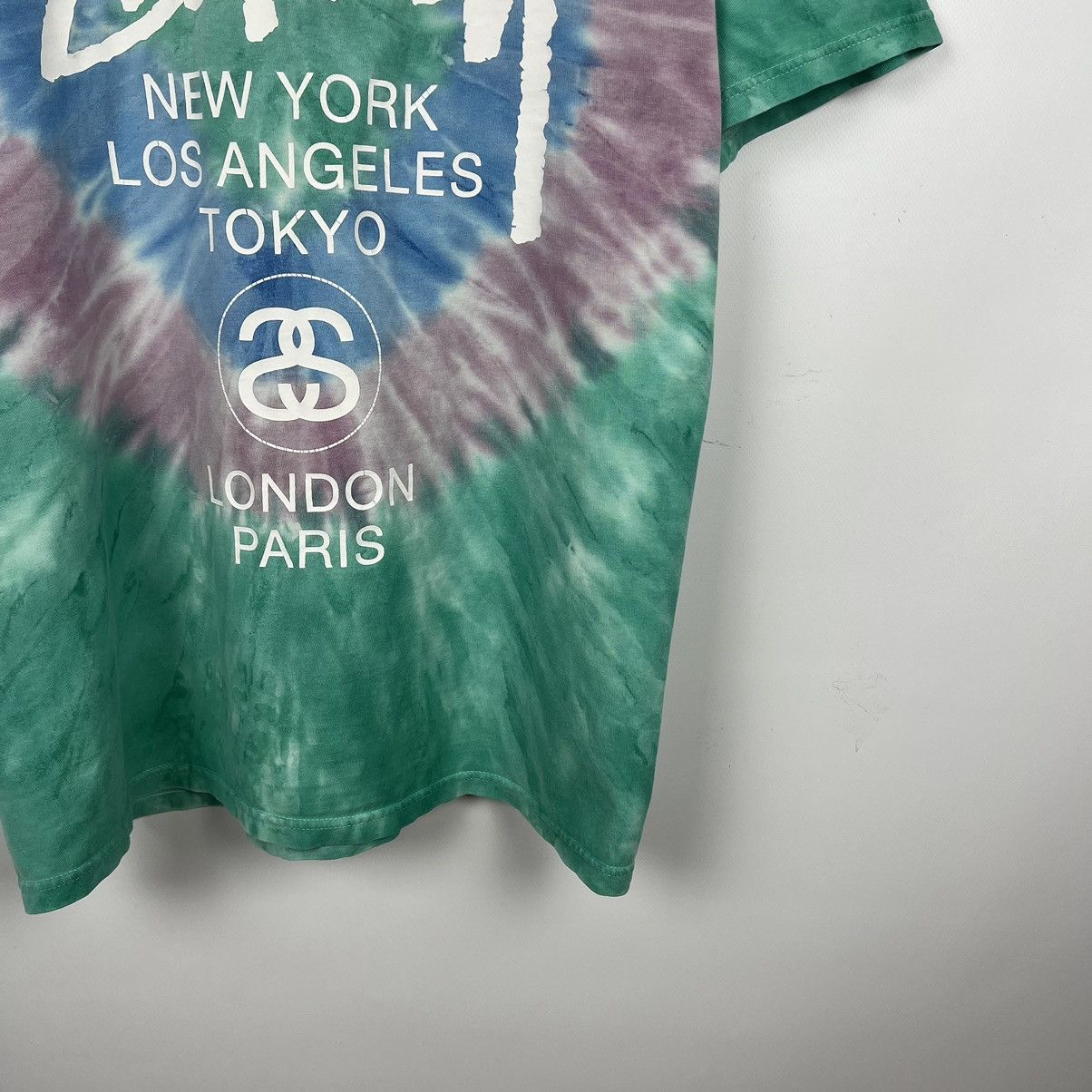 Stussy Vintage Stussy world Tour big logo tie-dye tee 90’s Size US M / EU 48-50 / 2 - 3 Thumbnail