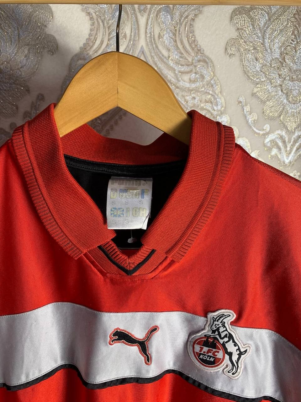 Puma Vintage Puma FC Koln Germany Retro Soccer Jersey Y2K 90s Size US S / EU 44-46 / 1 - 4 Thumbnail