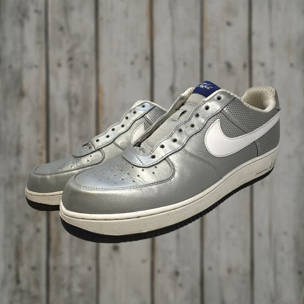 Nike Nike Air Force 1 Mens Low Top 14 Silver Futura 2009 318775-005 Vintage No Laces Rare Size US 14 / EU 47 - 1 Thumbnail