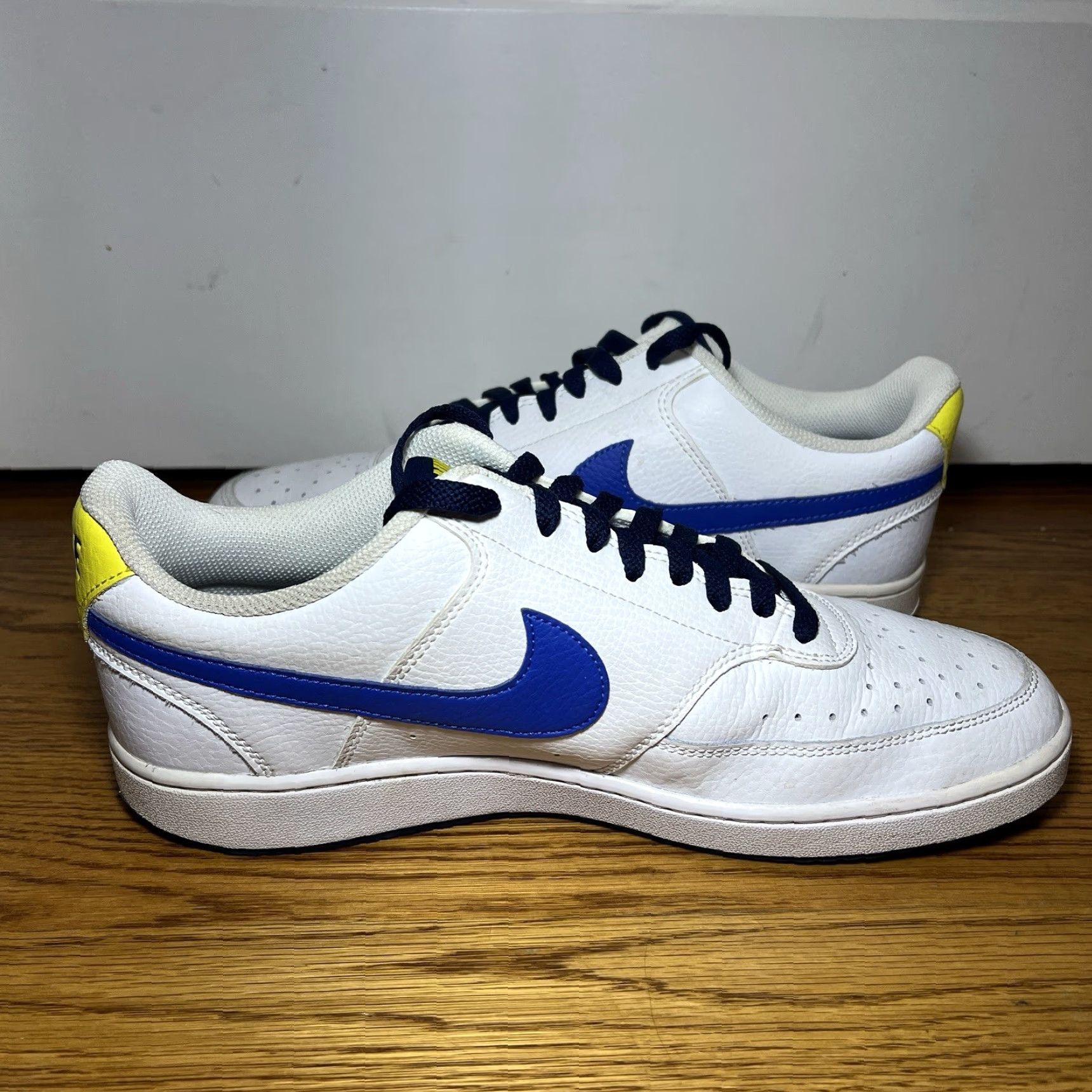 Nike Men's Nike Court Vision Lo White-Hyper Royal-Blue Void DM1187 102 Size 11 Mens Size US 11 / EU 44 - 6 Thumbnail