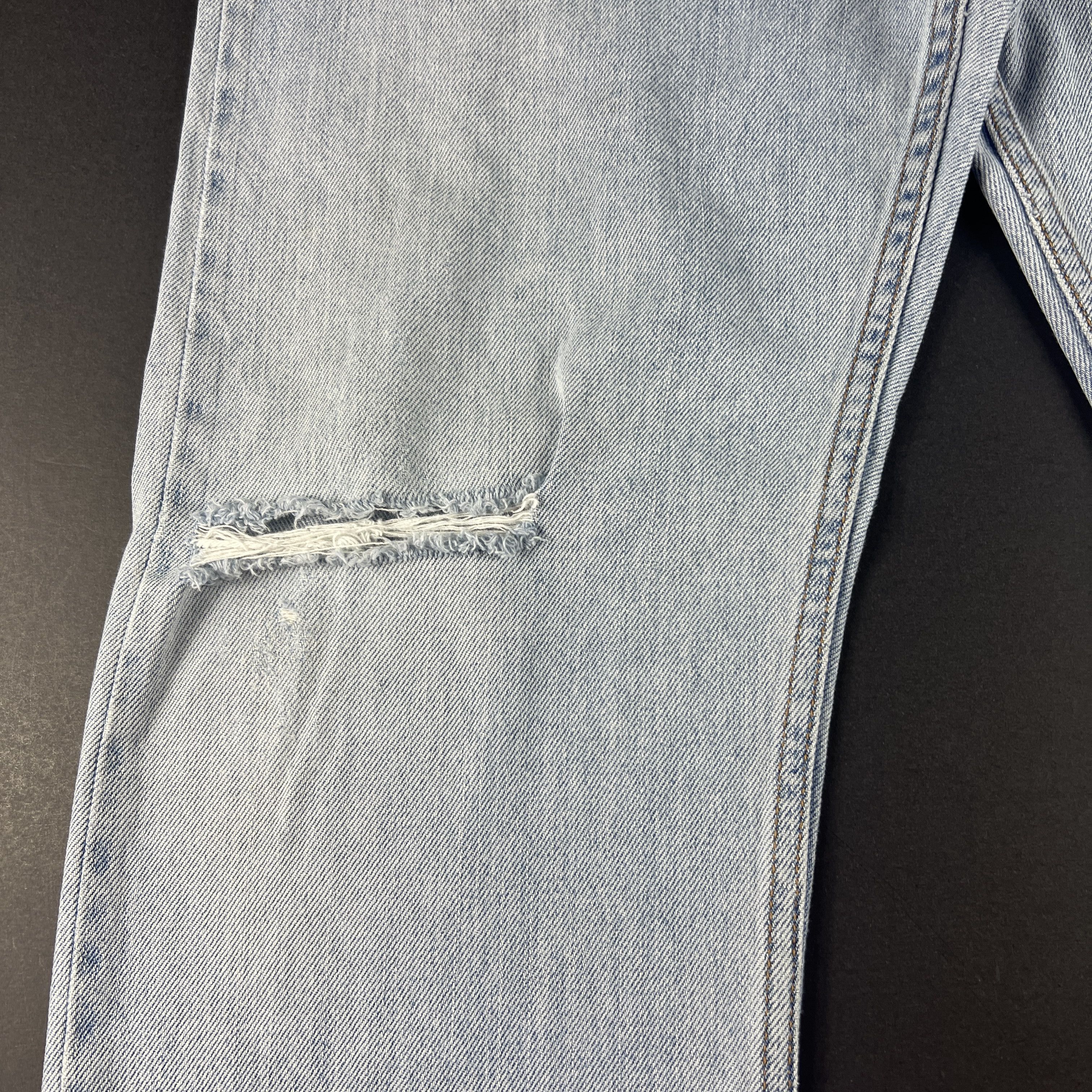 Levi's Y2K Levi's Jeans 505 Straight Light Blue Distressed Denim Size US 35 - 5 Thumbnail