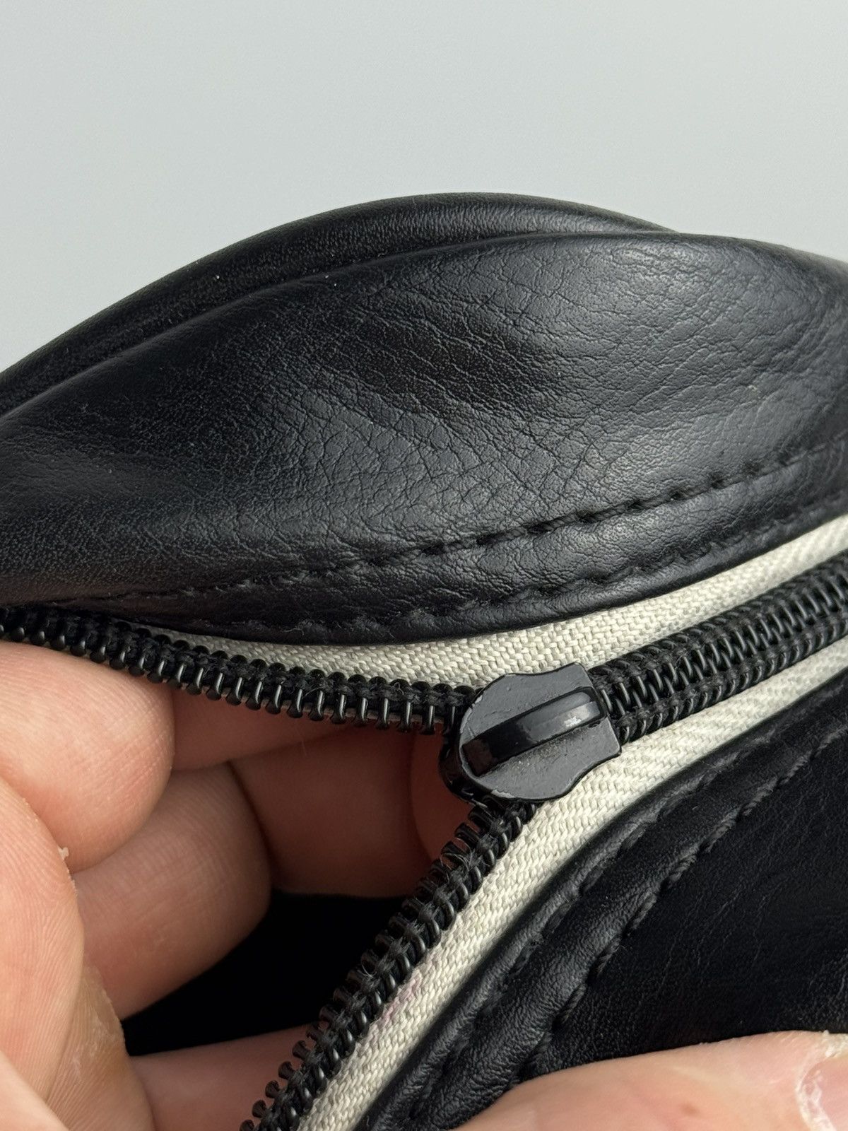 Diesel Vintage Diesel Faux Leather Messenger Bag Black Y2K Size ONE SIZE - 8 Thumbnail