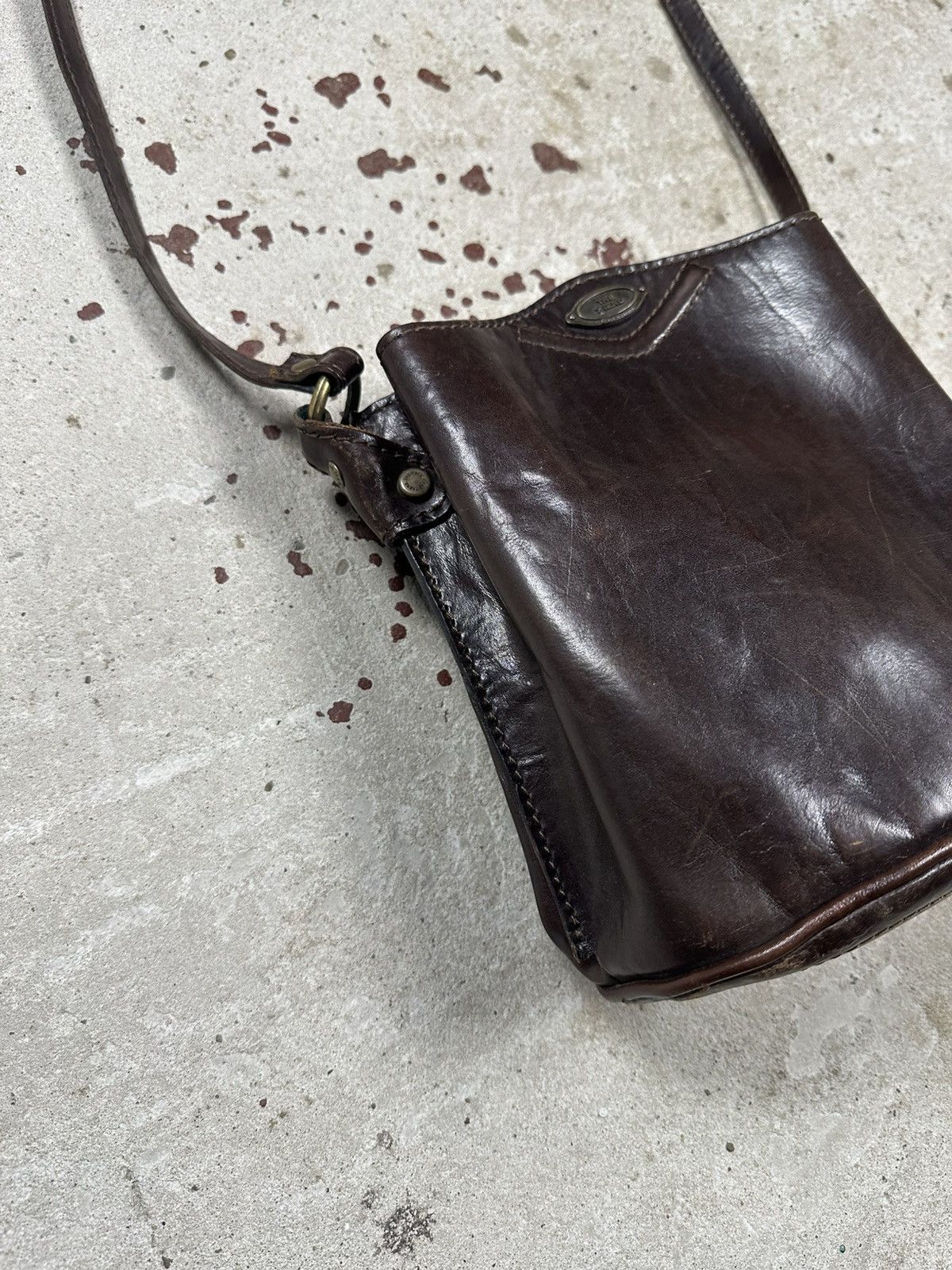 Japanese Brand Vintage 90s Brown Genuine Leather Messenger Crossbody Bag Size ONE SIZE - 4 Thumbnail