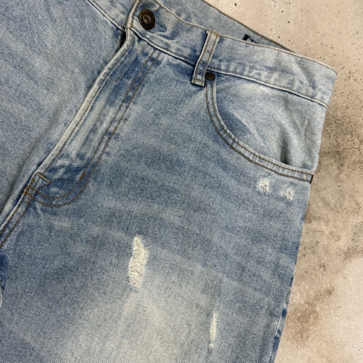 Japanese Brand Navi Distressed Lightwash Denim Pants Size US 33 - 9 Thumbnail