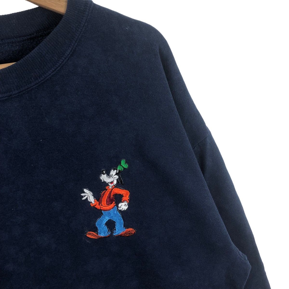 Vintage Vintage 90’ VELVA SHEEN Mickey Mouse Pluto Sweatshirt Size XL / US 12-14 / IT 48-50 - 4 Thumbnail