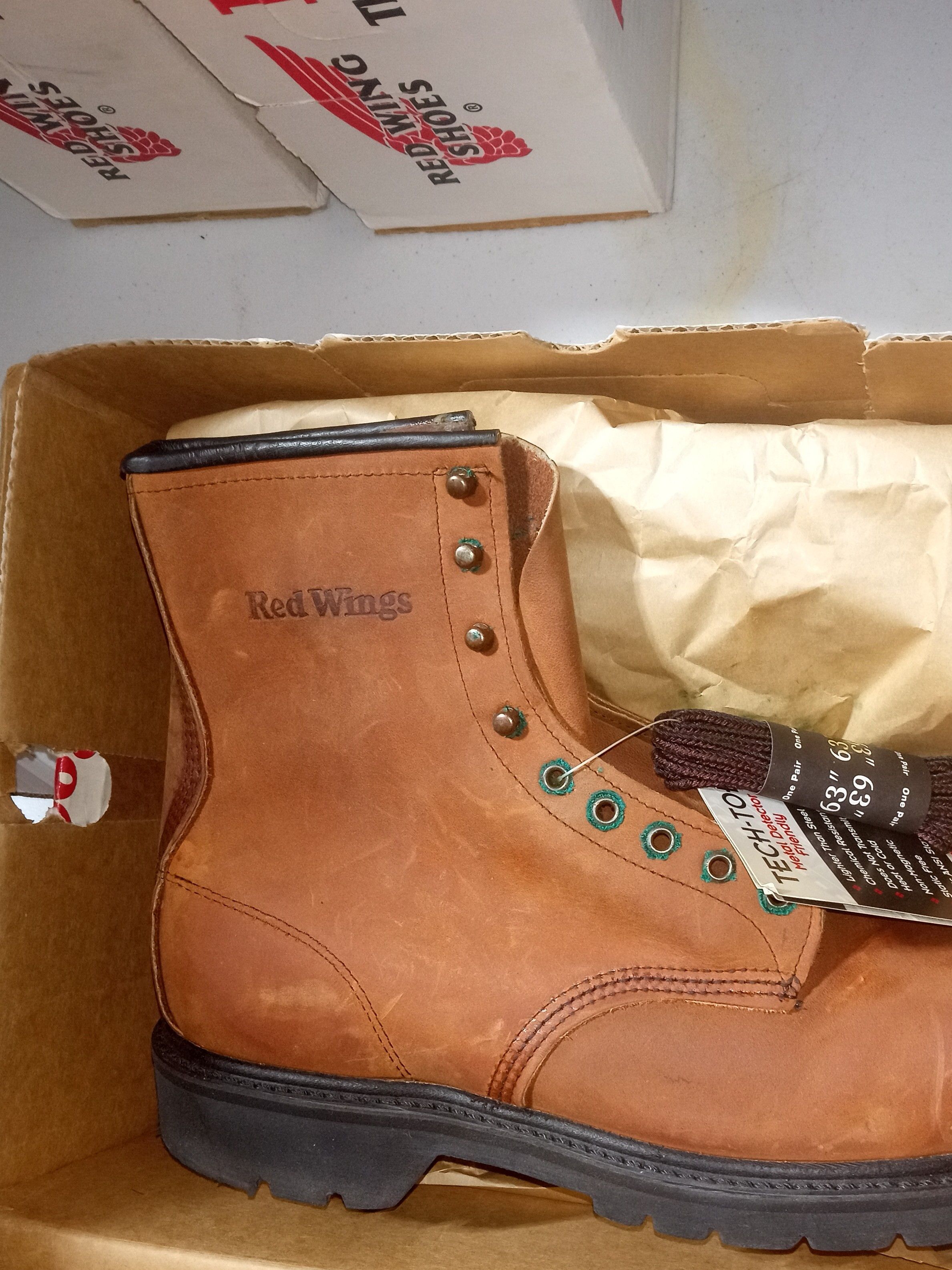 Red Wing Red Wing 2420 Size US 9.5 / EU 42-43 - 2 Thumbnail