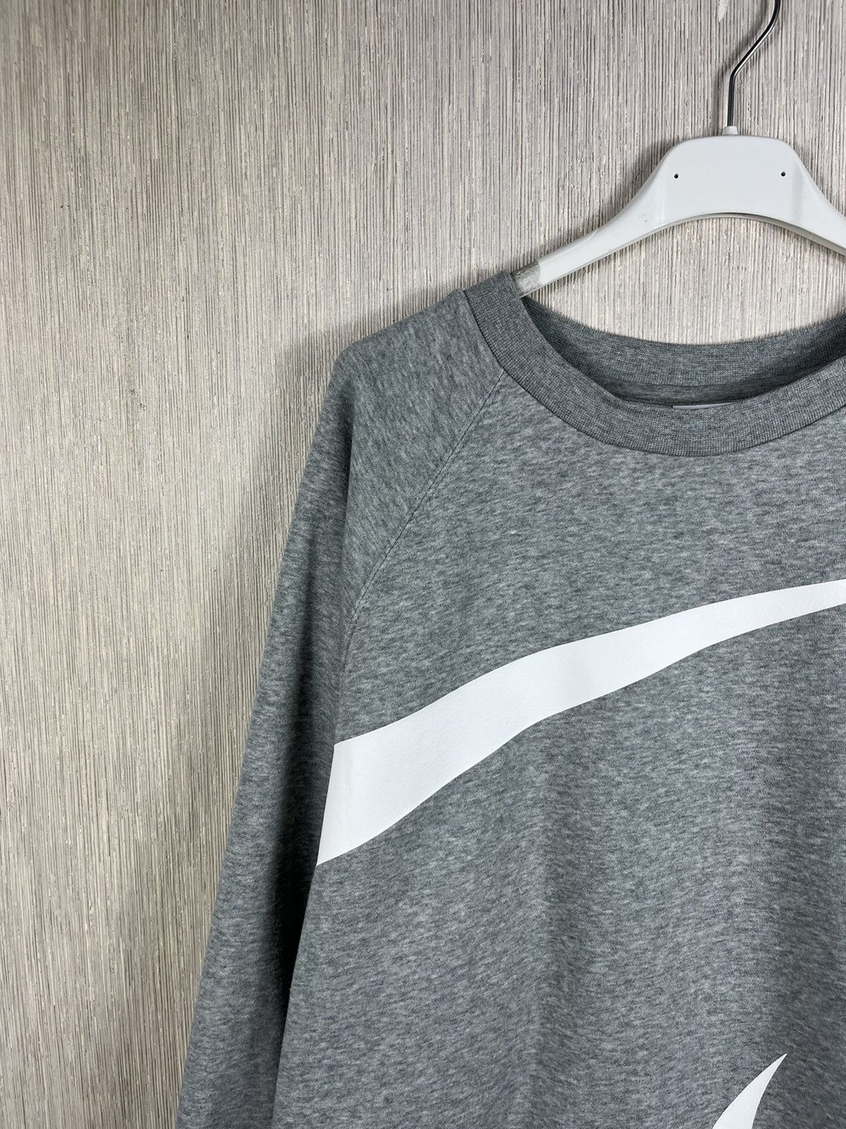 Nike Nike big swoosh rare drill wrap around logo y2k sweatshirt Size US M / EU 48-50 / 2 - 4 Thumbnail