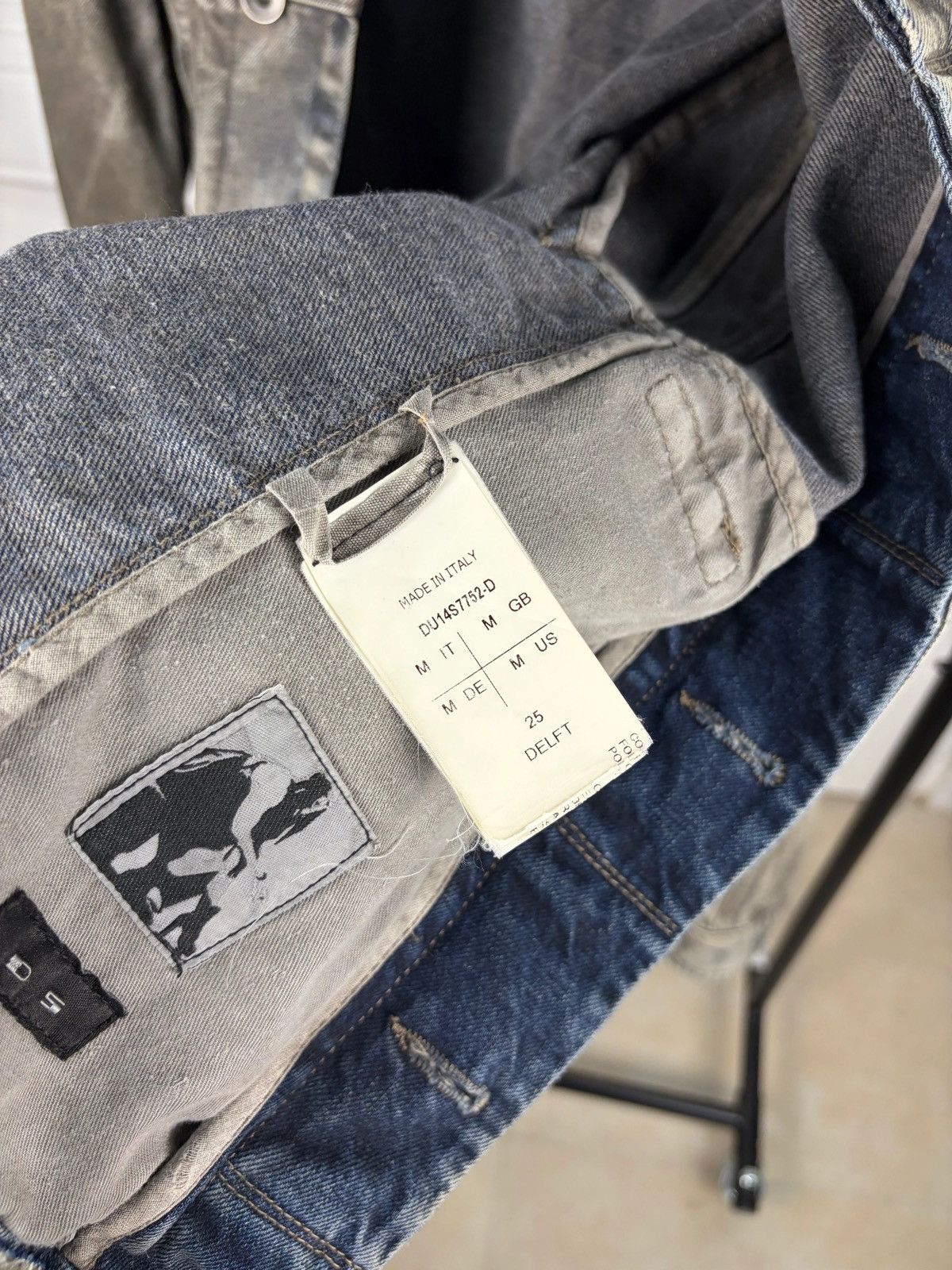 Rick Owens Rick Owens Olmar&Mirta Waxed Distressed Denim Jacket Size US M / EU 48-50 / 2 - 8 Thumbnail