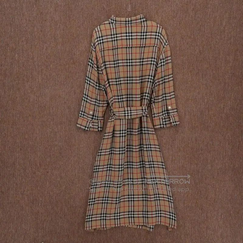 Burberry Burberry Women's Long Sleeve Checked Dress. Size M / US 6-8 / IT 42-44 - 2 Thumbnail