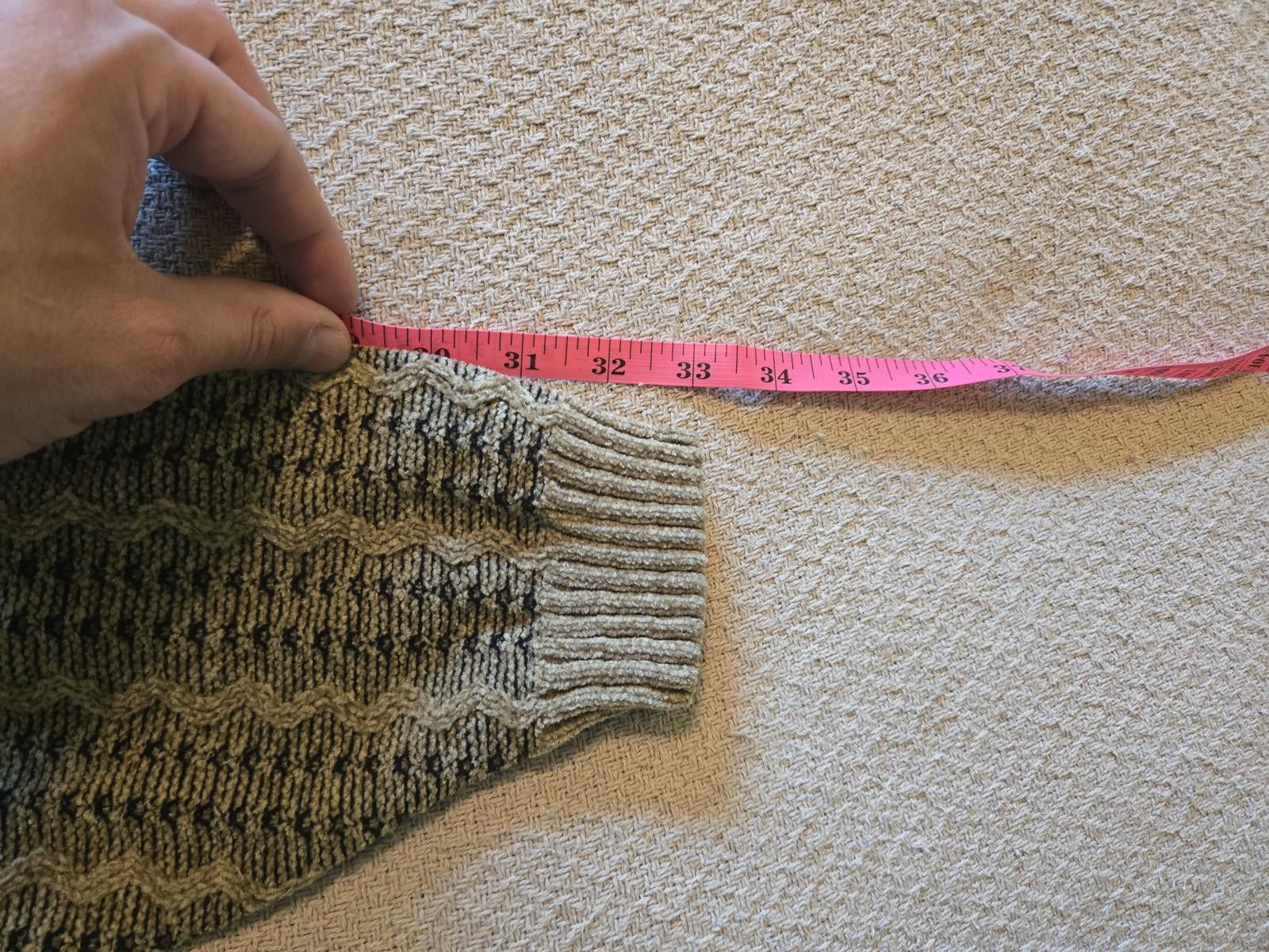 Tundra Tundra Sweater L | Textured Neutral Wave Knit Size US L / EU 52-54 / 3 - 8 Thumbnail