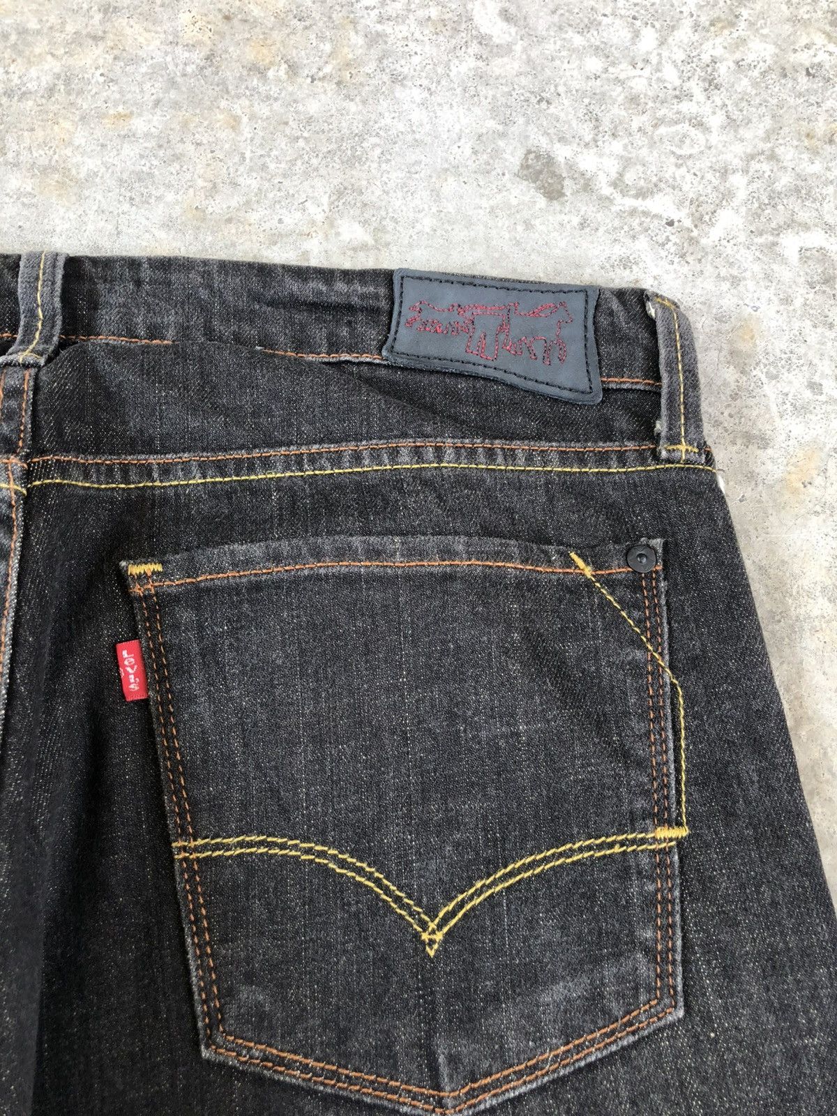 If Six Was Nine Y2k Levi’s Flared Jeans Low Boot Distressed Jeans Size US 33 - 17 Thumbnail