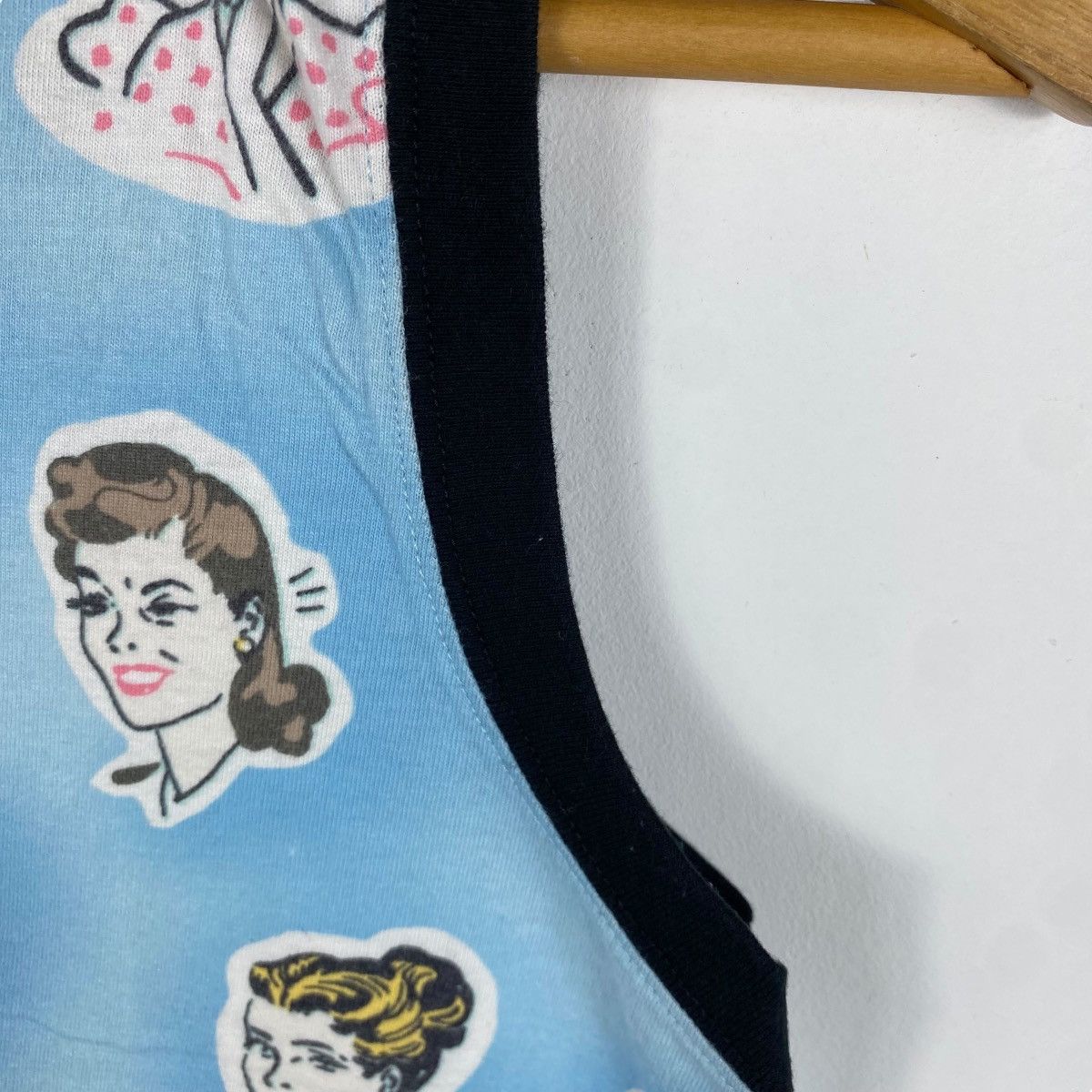 Frapbois Japanese Brand FRAPBOIS Retro Graphic Tank Tops One Size Size US S / EU 44-46 / 1 - 3 Thumbnail
