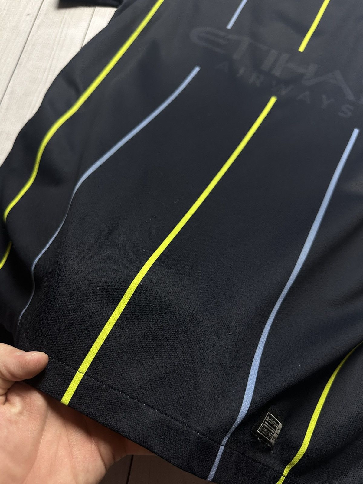 Nike × Vintage Vintage Nike Manchester City soccer jersey navy size L Size US L / EU 52-54 / 3 - 3 Thumbnail