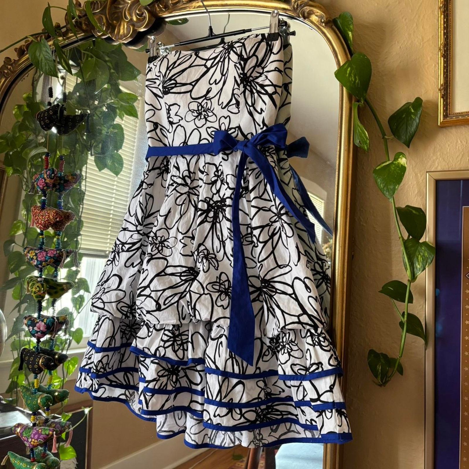 Vintage Vintage BCX Dress Y2K Black White Floral Strapless Dress 1 Size XS / US 0-2 / IT 36-38 - 2 Thumbnail