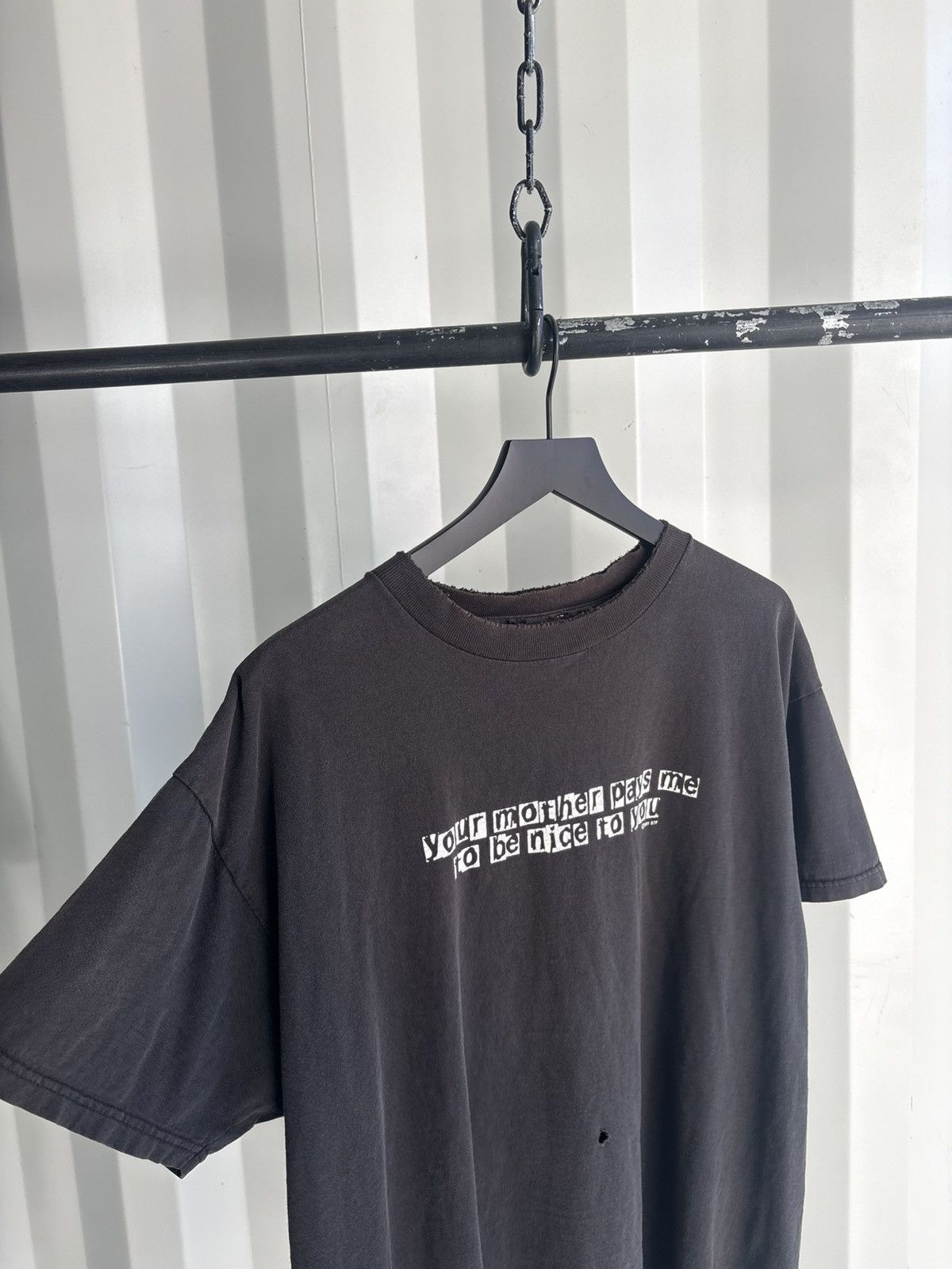 Vintage Thrashed Your Mom Pays Me Faded Distressed Shirt GRUNGE Size US XL / EU 56 / 4 - 4 Thumbnail