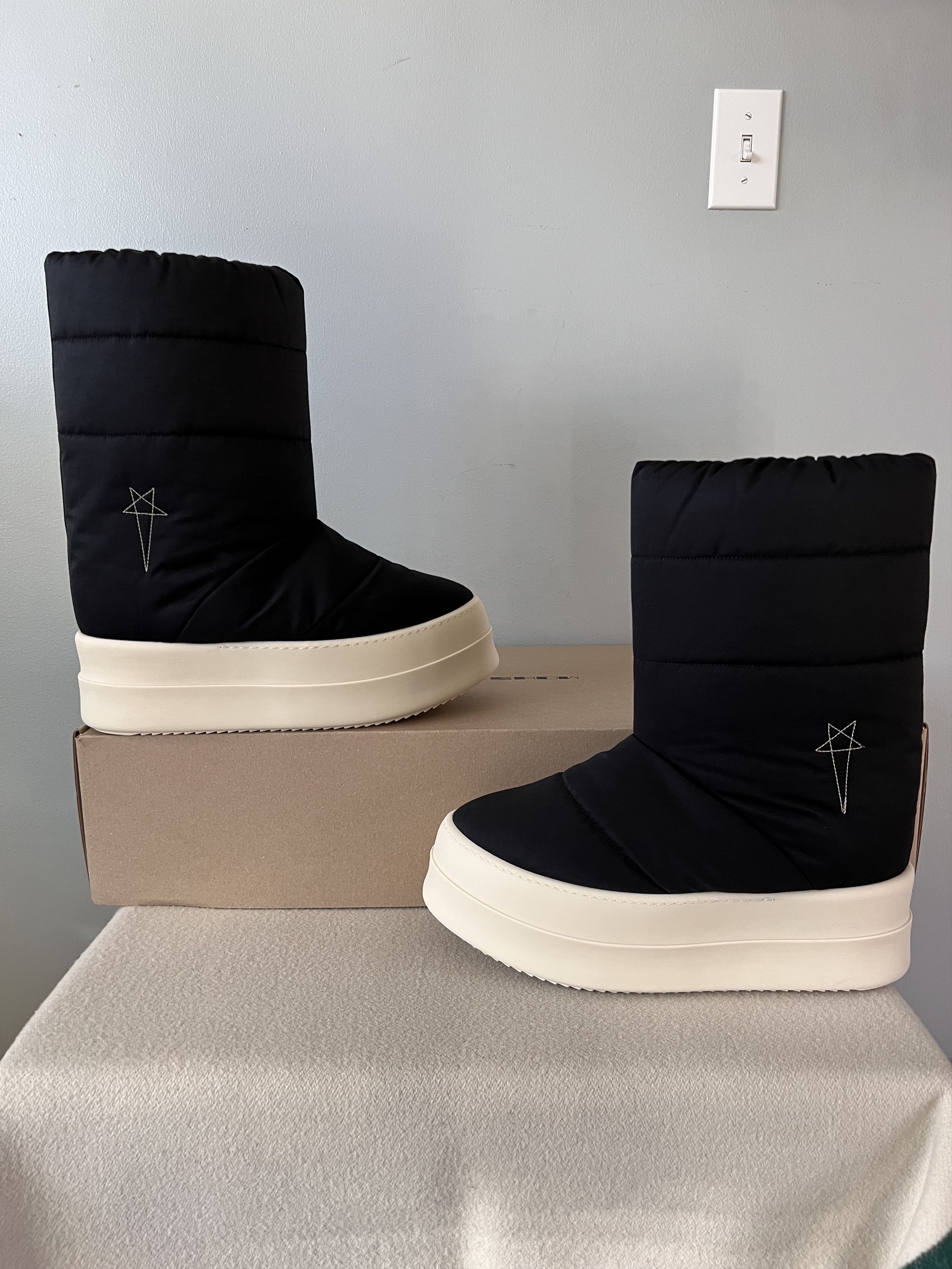 Rick Owens Drkshdw Rick Owens DRKSHDW Mega Bumper Lunar Boots in Black Size US 12 / EU 45 - 2 Thumbnail