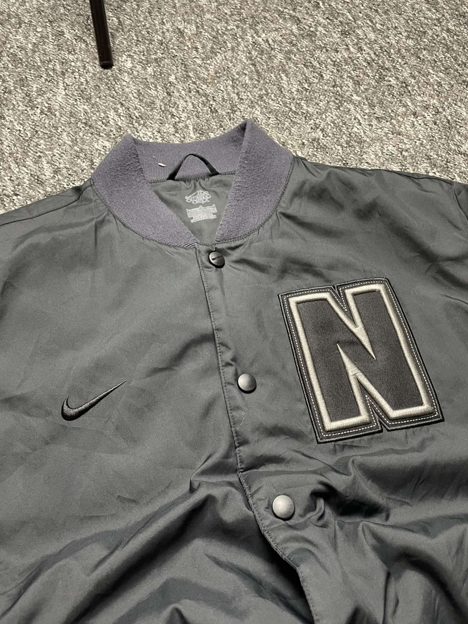 Nike × Vintage Vintage Light jacket basketball crewneck boxy drip y2k L Size US L / EU 52-54 / 3 - 3 Thumbnail