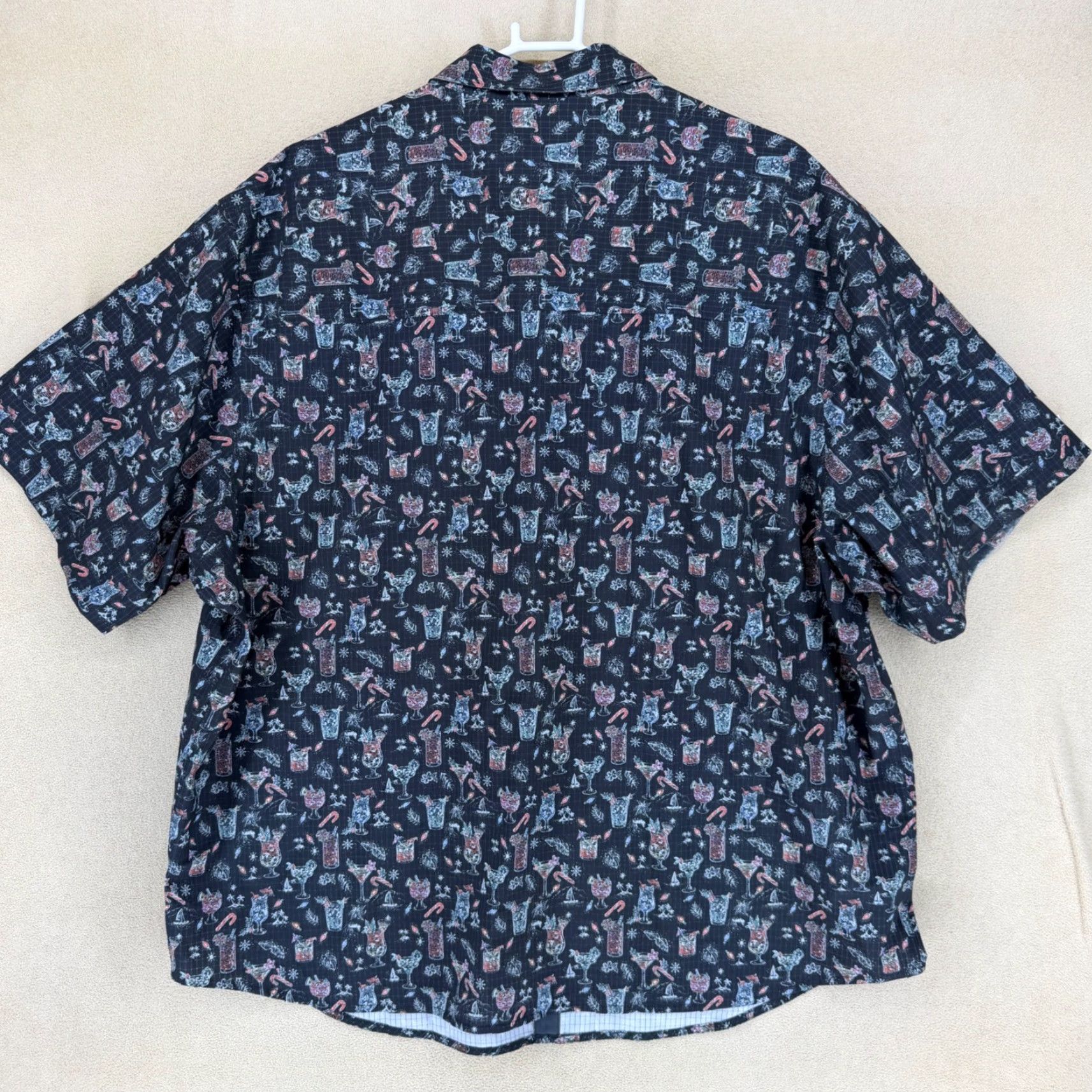 Tommy Bahama Tommy Bahama Mens 2XLTG Black Cocktail Print Short Sleeve Button Up Shirt Size US XXL / EU 58 / 5 - 7 Thumbnail