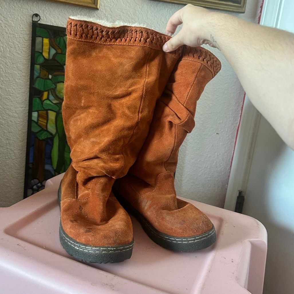 Other bearpaw orange calve length winter boots shoes Size US 8.5 / IT 38.5 - 1 Thumbnail