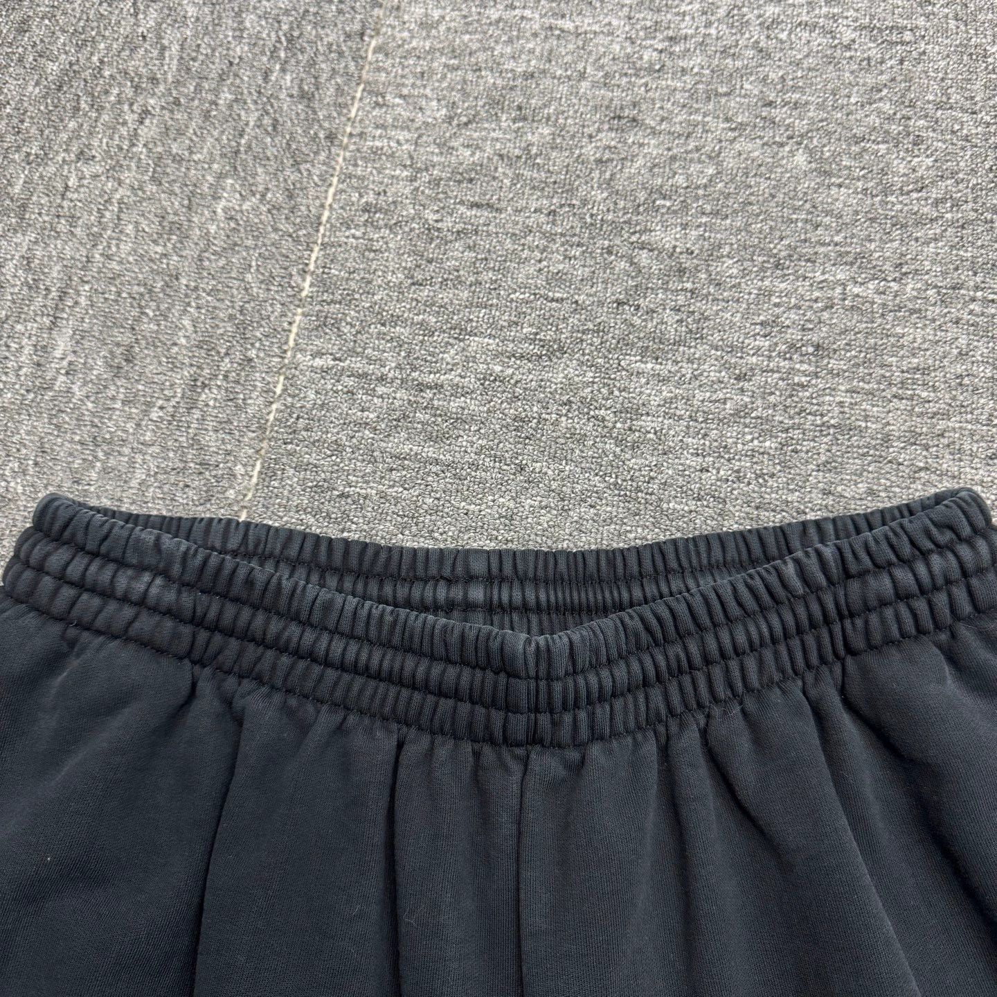 Balenciaga Balenciaga Embroidered Logo White XS Shorts Size US 28 / EU 44 - 2 Thumbnail