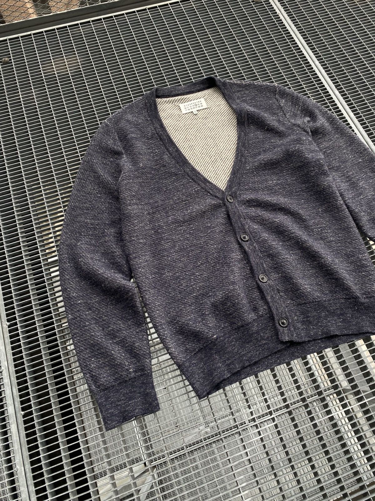 Maison Margiela Maison Margiela Wool Cardigan Size US M / EU 48-50 / 2 - 4 Thumbnail