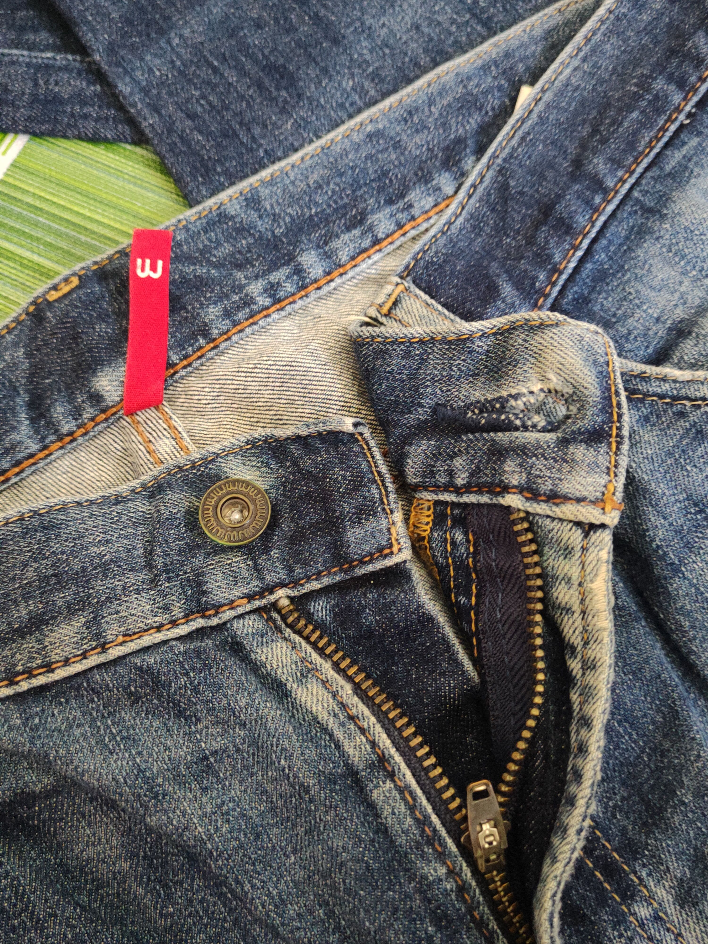 Japanese Brand Uniqlo Dark Blue Distressed ripped faded Denim #S1546 Size US 35 - 12 Thumbnail