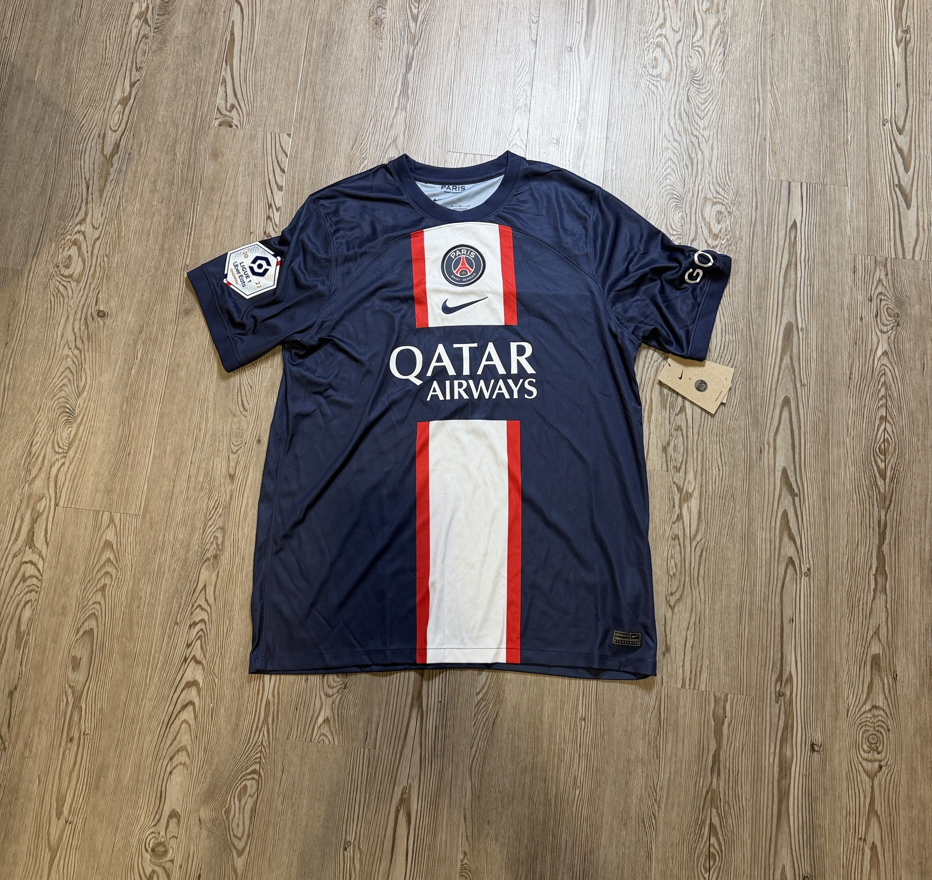 Nike Nike PSG Mbappé Home Jersey 22/23 NWT Size US XL / EU 56 / 4 - 1 Thumbnail
