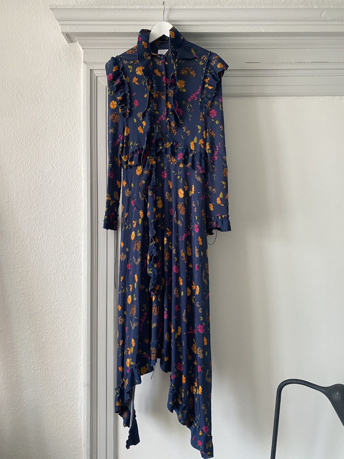 Vetements Vetements FW17 Distressed floral dress runway Size S / US 4 / IT 40 - 1 Thumbnail