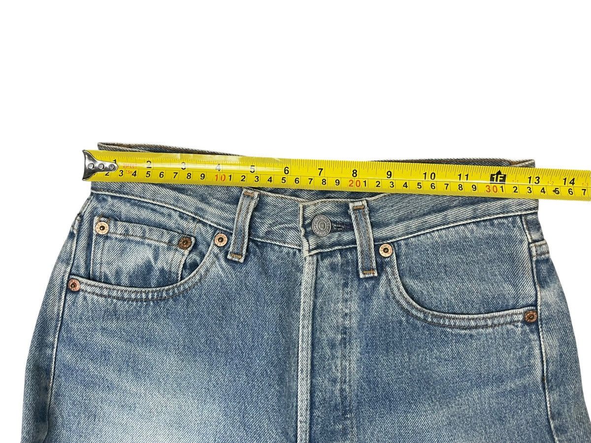 Levi's Vintage Clothing Vintage Levi’s 501 Jeans Straight Cut USA Size US 27 - 10 Thumbnail