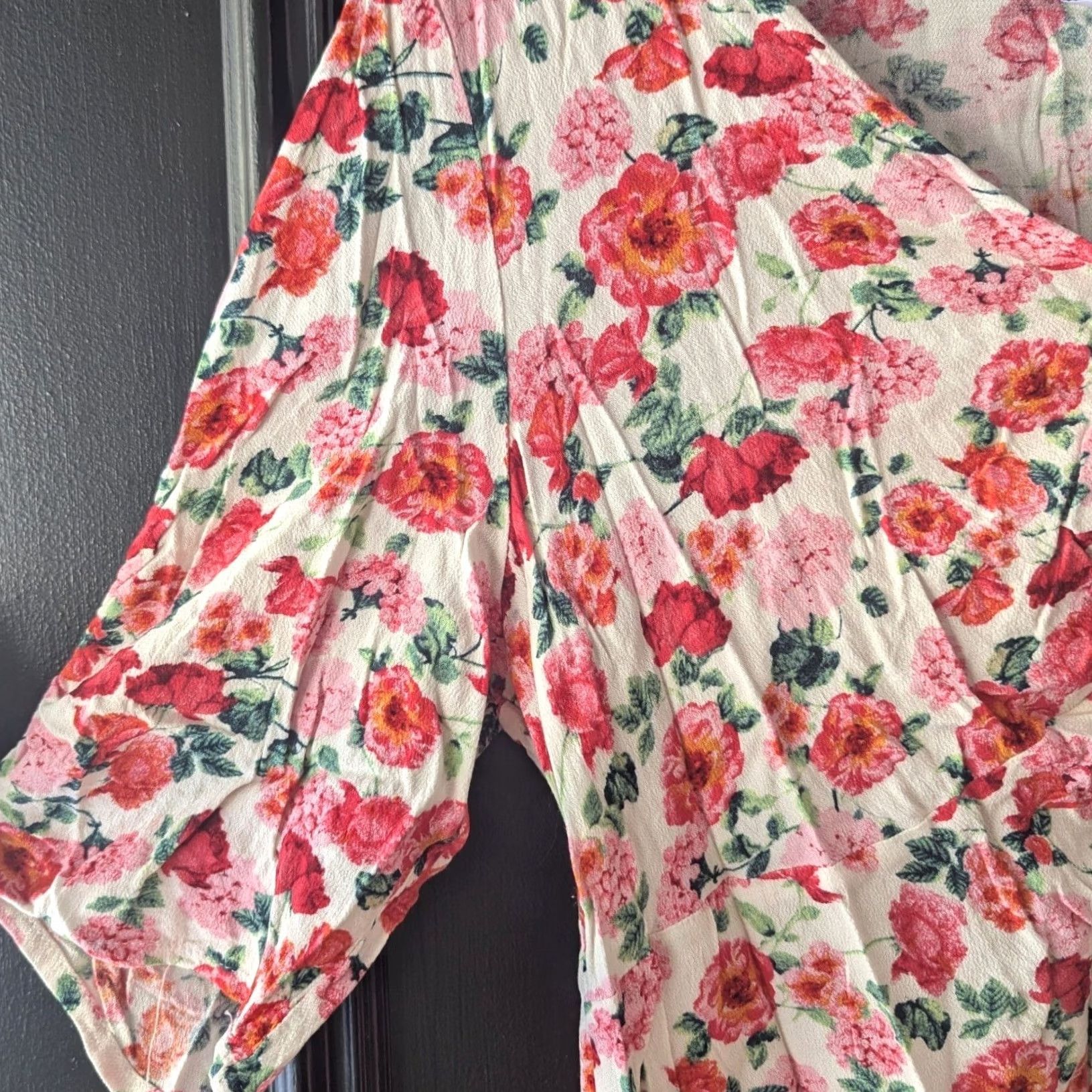Old Navy Old Navy Blouse V-Neck 3/4 Sleeve Floral Print Lightweight Women L Red Cream Pink Green Summer Casual Womens Size L / US 10 / IT 46 - 3 Thumbnail