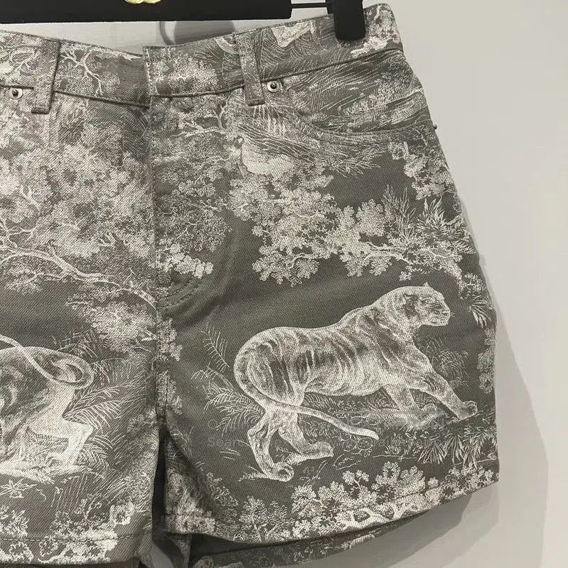 Dior Dior Gray Cotton Pattern Women's Shorts . Size 26" / US 2 / IT 38 - 8 Thumbnail