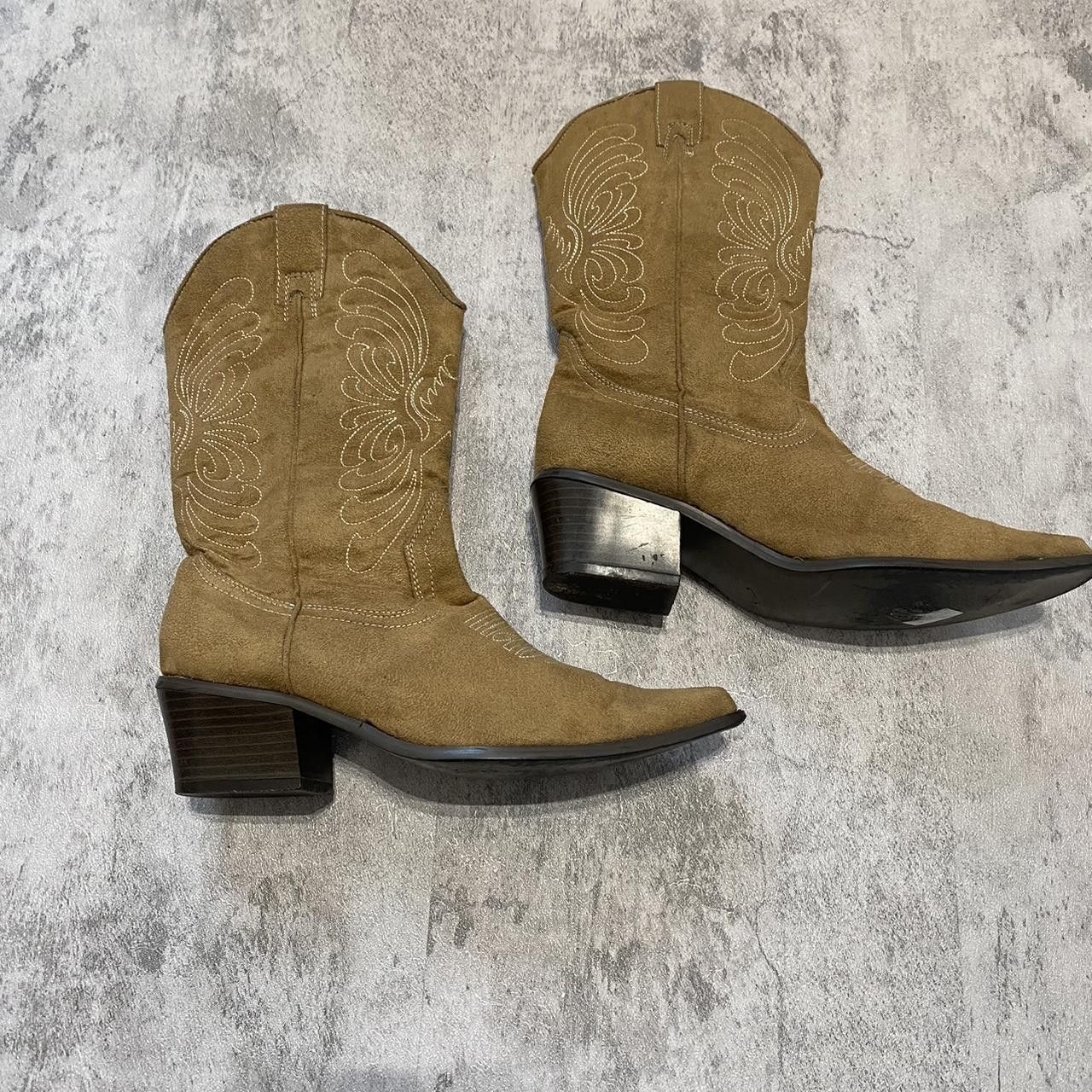 Other Tan suede cowboy boots with a western vibe Size US M / EU 48-50 / 2 - 1 Thumbnail
