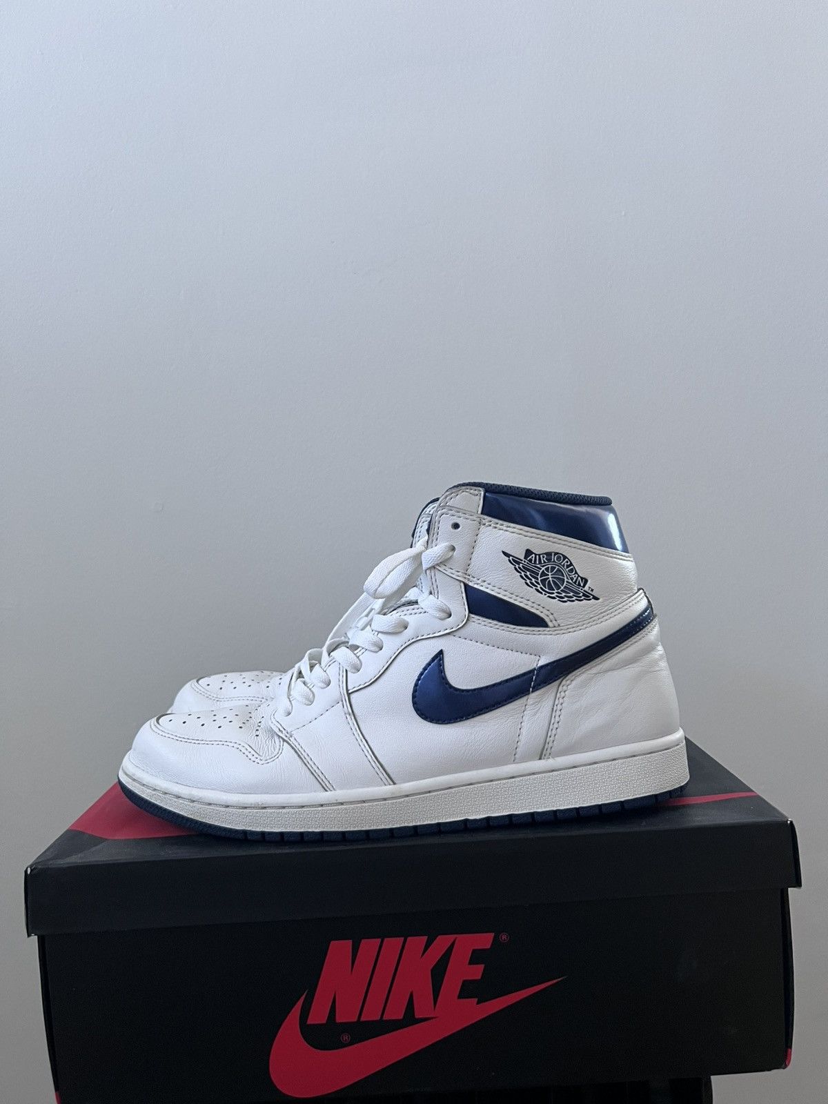 Nike Air Jordan 1 “Metallic Navy” (2017) Size US 10.5 / EU 43-44 - 1 Thumbnail
