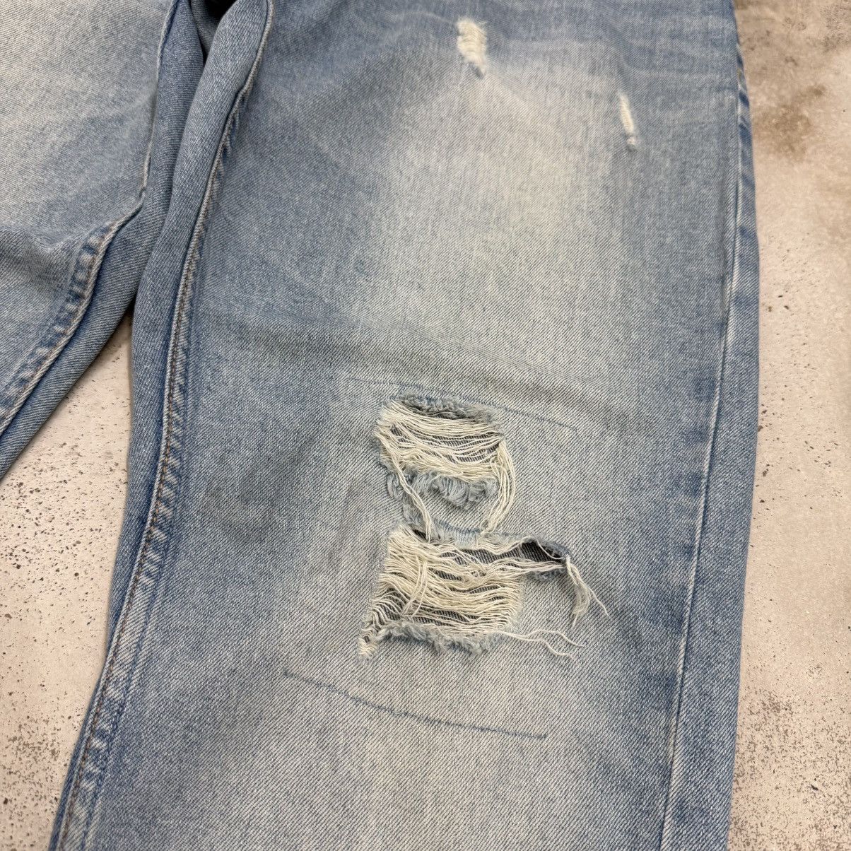 Japanese Brand Navi Distressed Lightwash Denim Pants Size US 33 - 7 Thumbnail