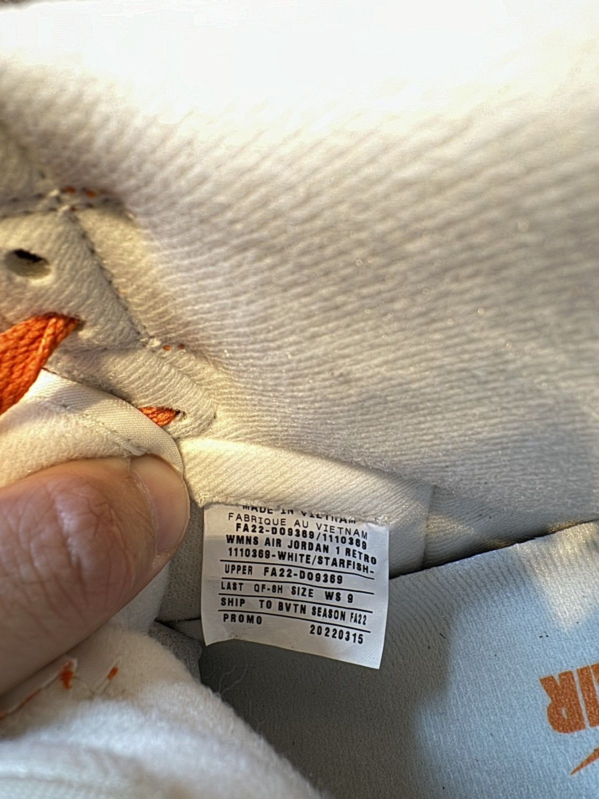 Jordan Brand Nike Sample Air Jordan 1 Retro High Starfish Women’s Size 9 Size US 9 / IT 39 - 9 Thumbnail
