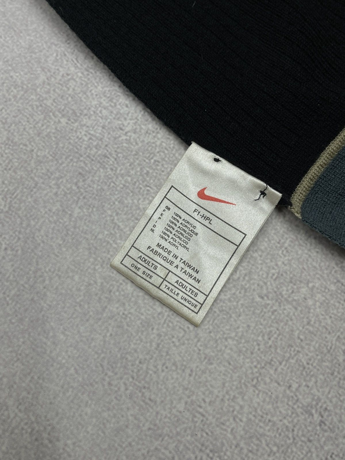 Nike Vintage Nike Swoosh Black Scarf Drill TECH ACG Size ONE SIZE - 6 Thumbnail