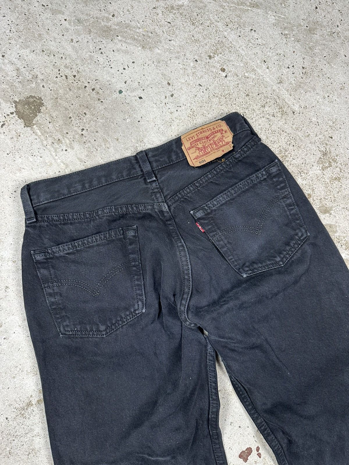 Levi's × Vintage Vintage 1997 Levi’s 501 Black Denim Pants Jeans Made in USA Size US 29 - 15 Thumbnail