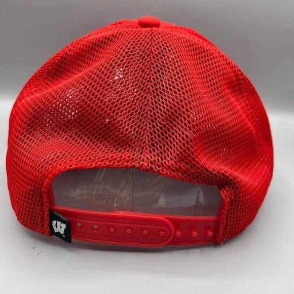 Other Wisconsin Badgers Trucker Hat Embroidered Fanatics SnapBack Size ONE SIZE - 4 Thumbnail