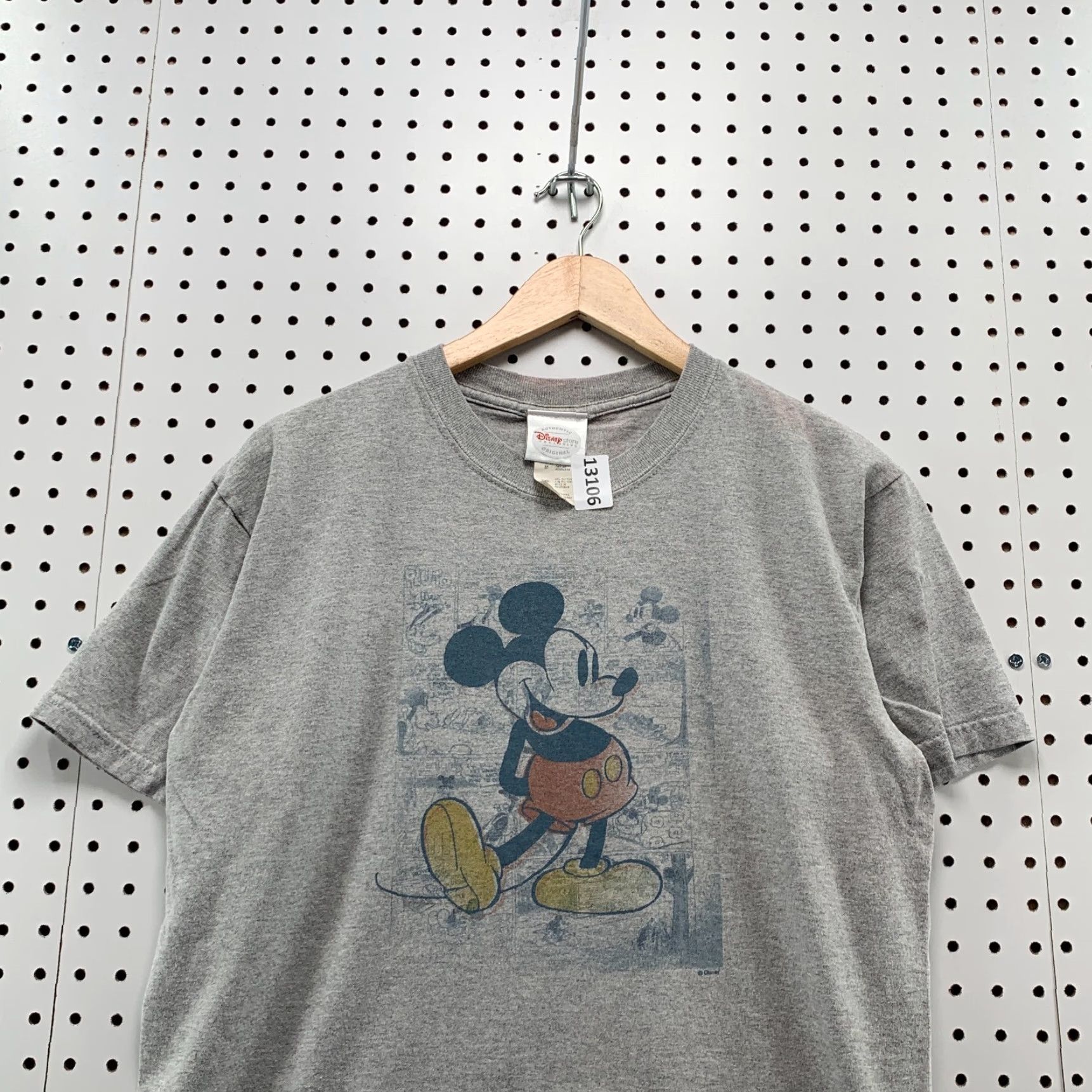 Disney Disney Mickey Mouse Graphic T-Shirt Short Sleeve Unisex Adult Medium Gray Cartoon Size US M / EU 48-50 / 2 - 6 Thumbnail