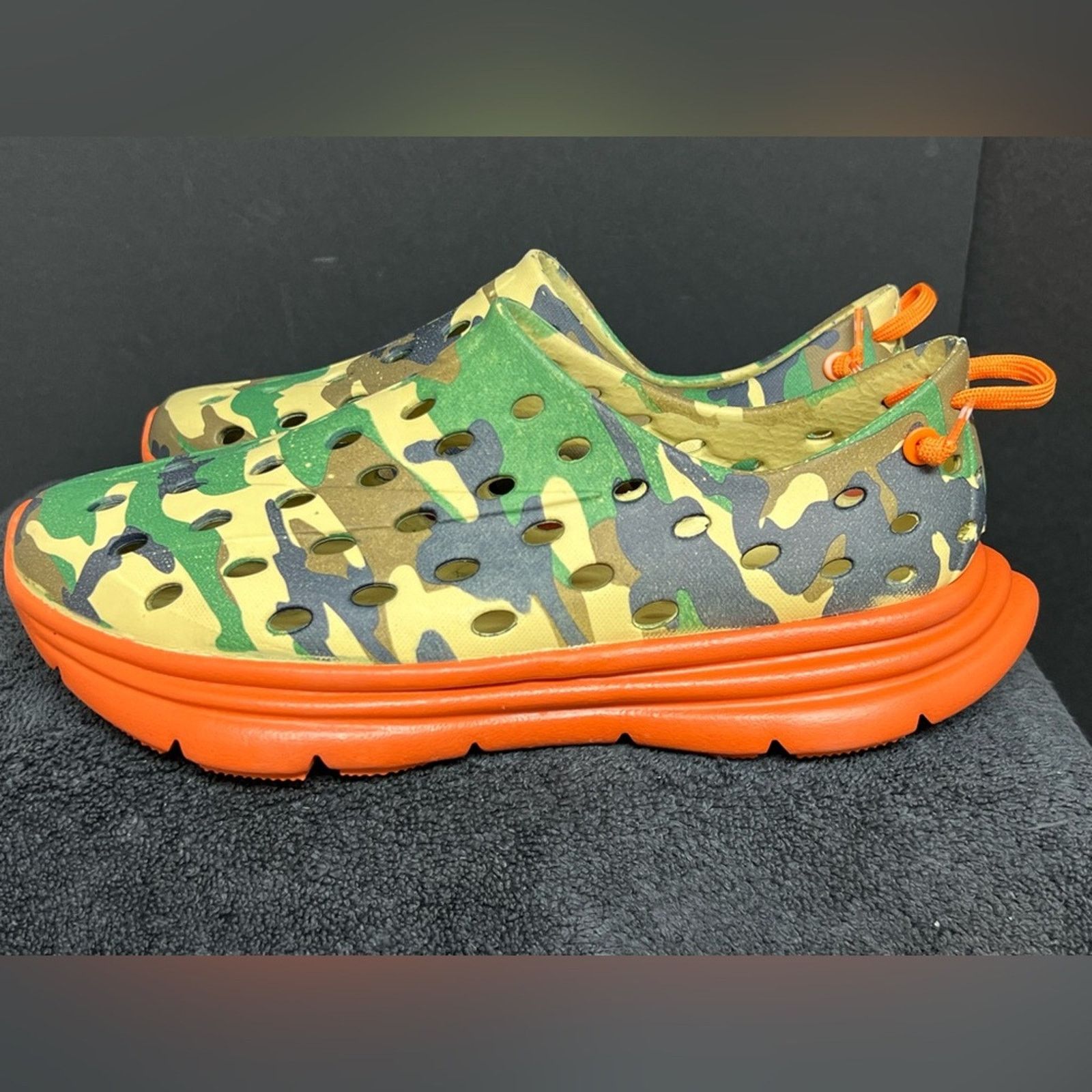 Kane & Unke Kane Footwear Revive Men’s Size 9 / Women’s 11 Camo NWOB Size US 9 / EU 42 - 1 Thumbnail
