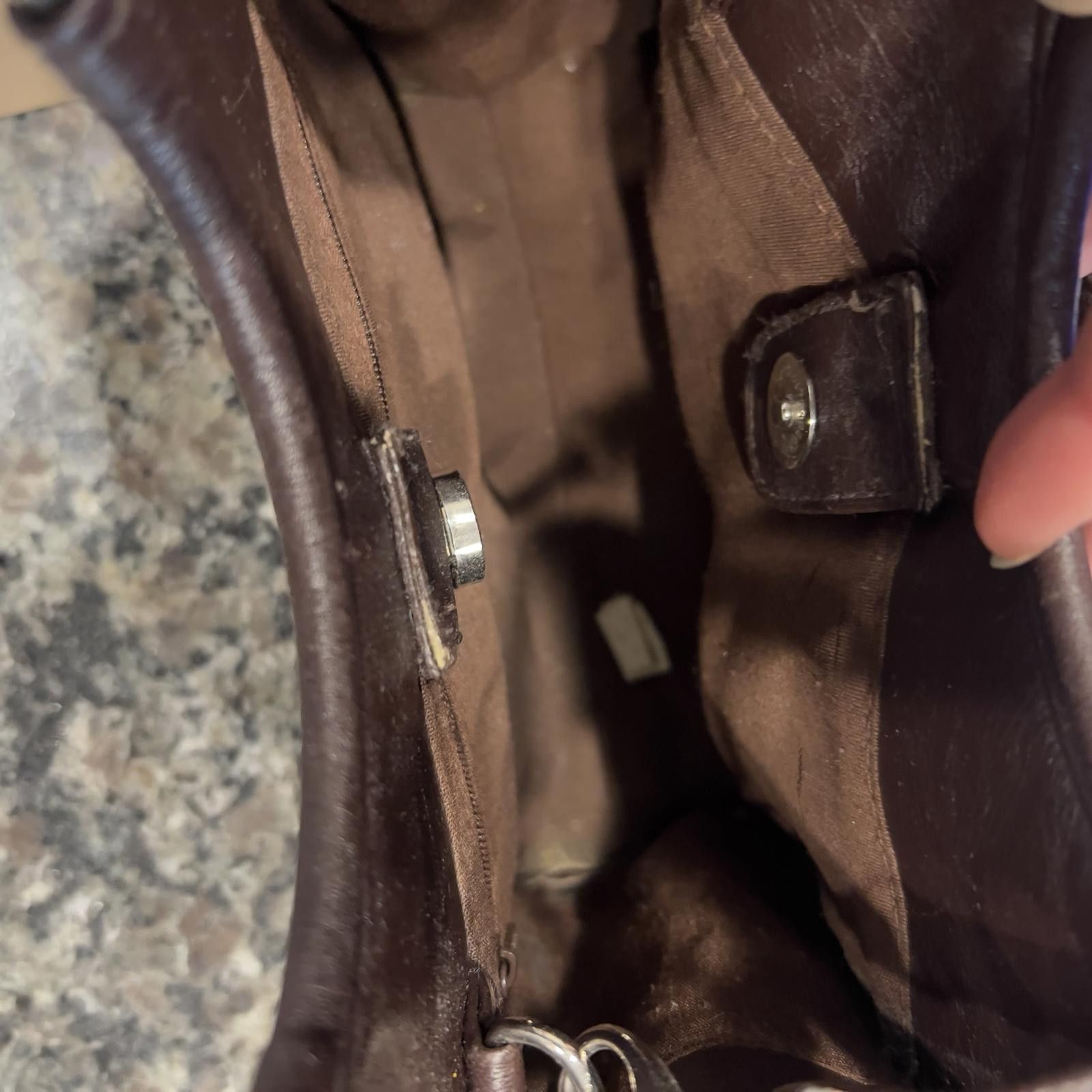 The Unbranded Brand Brown Croc-Embossed Leather Shoulder Bag with Silver Ringed- Size ONE SIZE - 4 Thumbnail