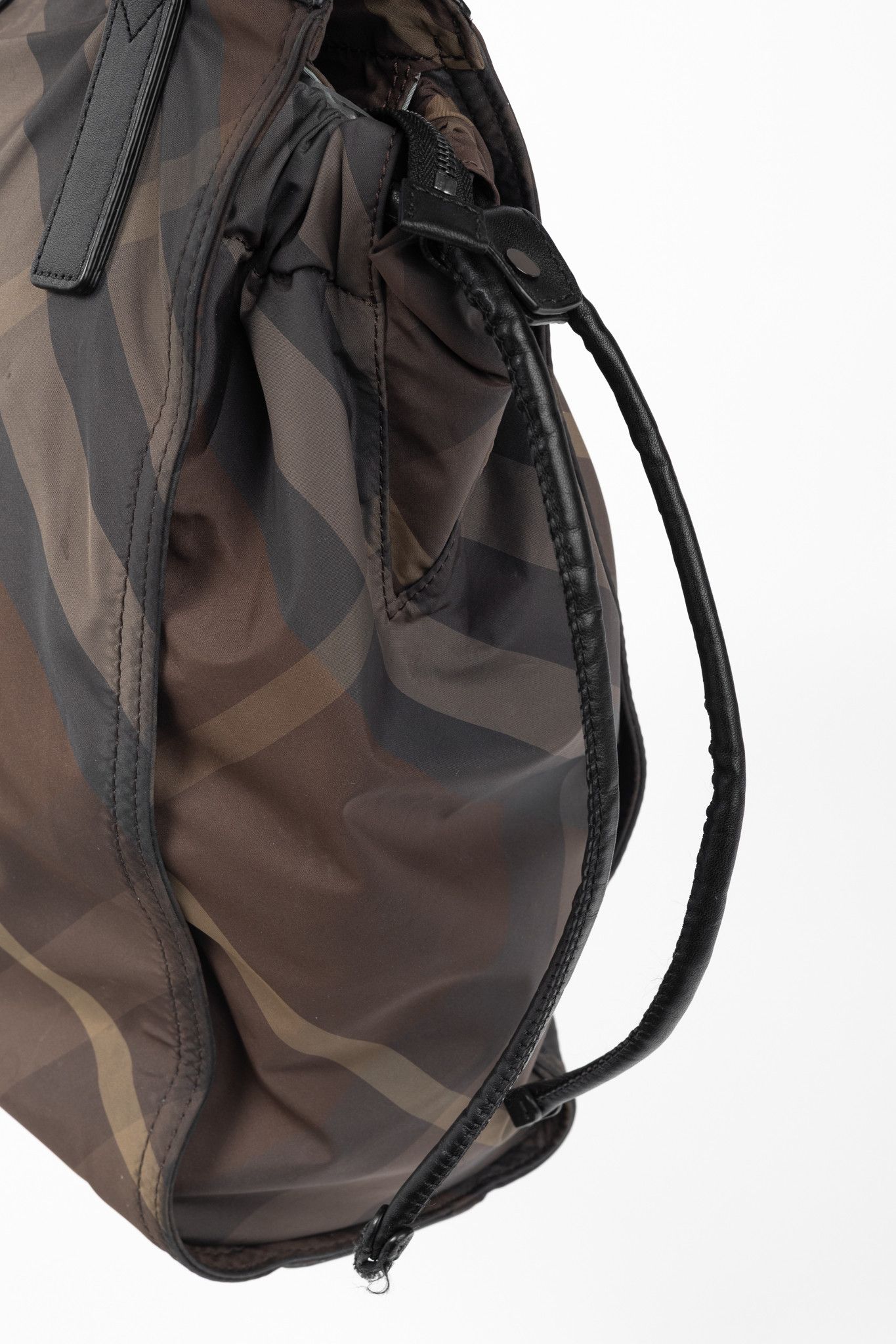 Burberry Burberry Buckleigh Check Taffeta Leather-Trim Packable Tote Size ONE SIZE - 7 Thumbnail