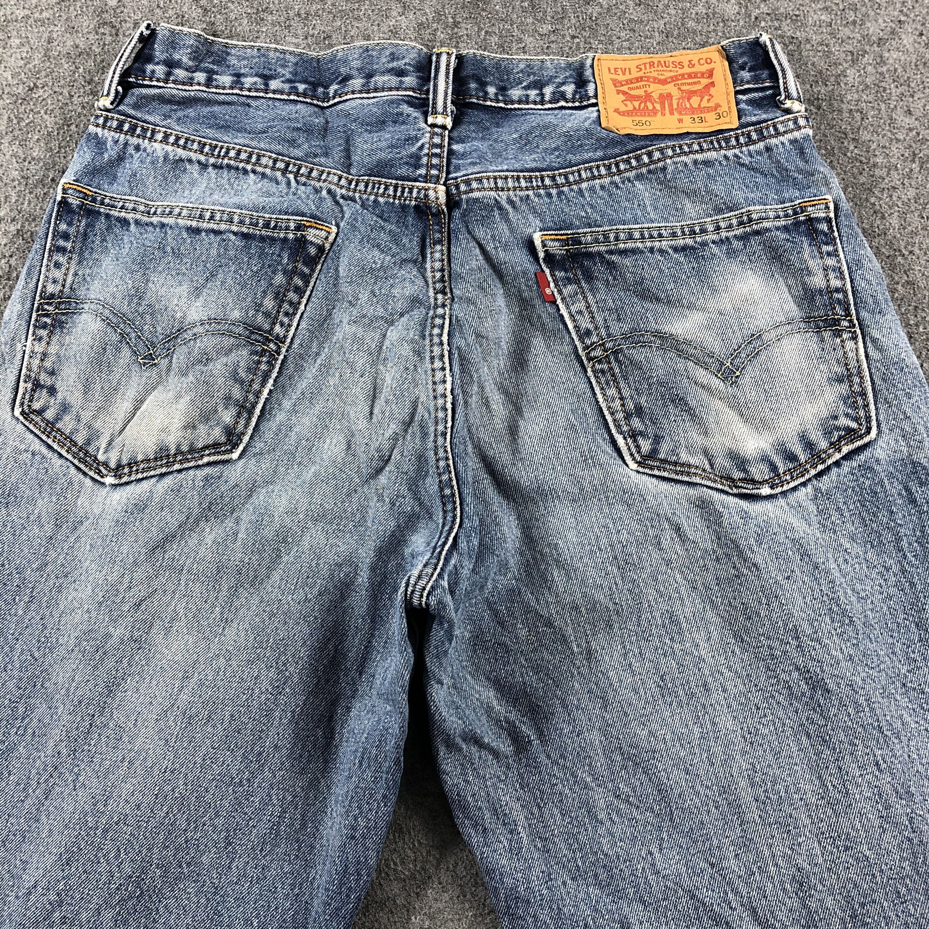 Levi's Vintage Blue Wash Levis 550 Jeans-J2384 Size US 33 - 4 Thumbnail