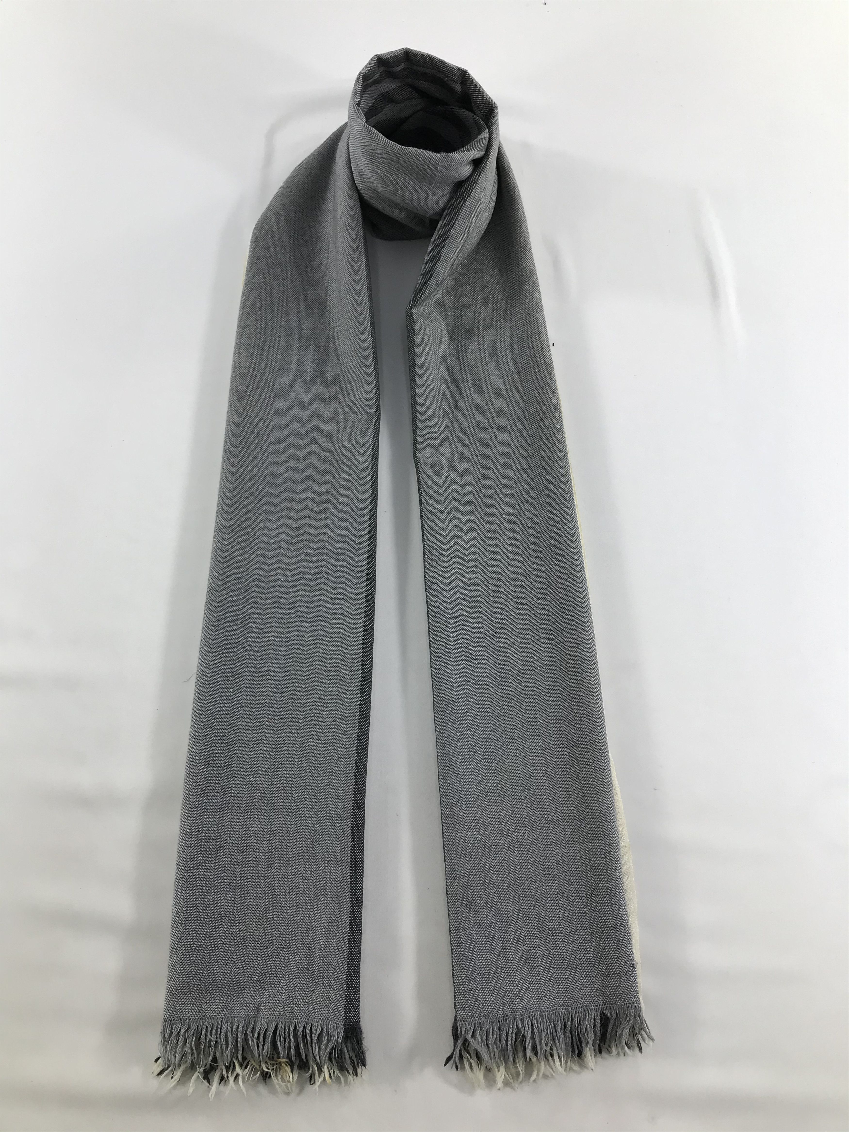 Calvin Klein Calvin Klein Wool Scarf Shawl Muffler V141 Size ONE SIZE - 1 Thumbnail