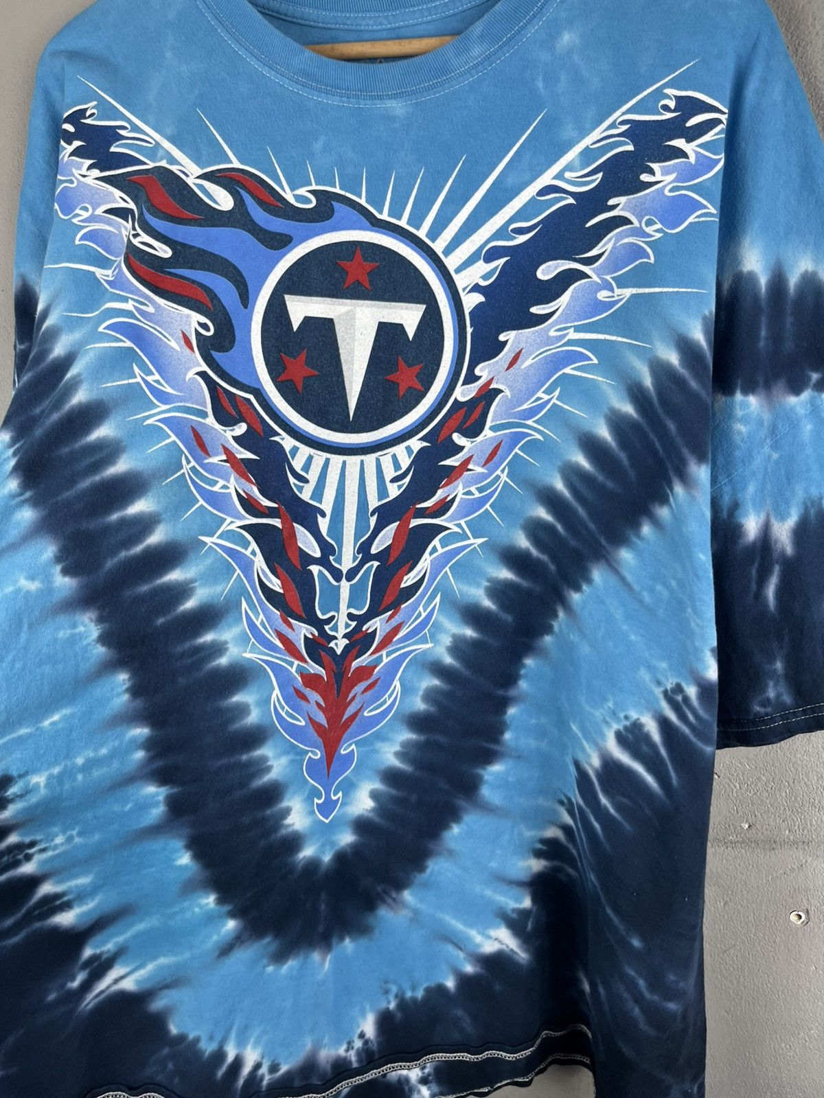 Vintage Vintage Tennessee Titans T-Shirt Mens M NFL Tie Dye Size US XXL / EU 58 / 5 - 6 Thumbnail