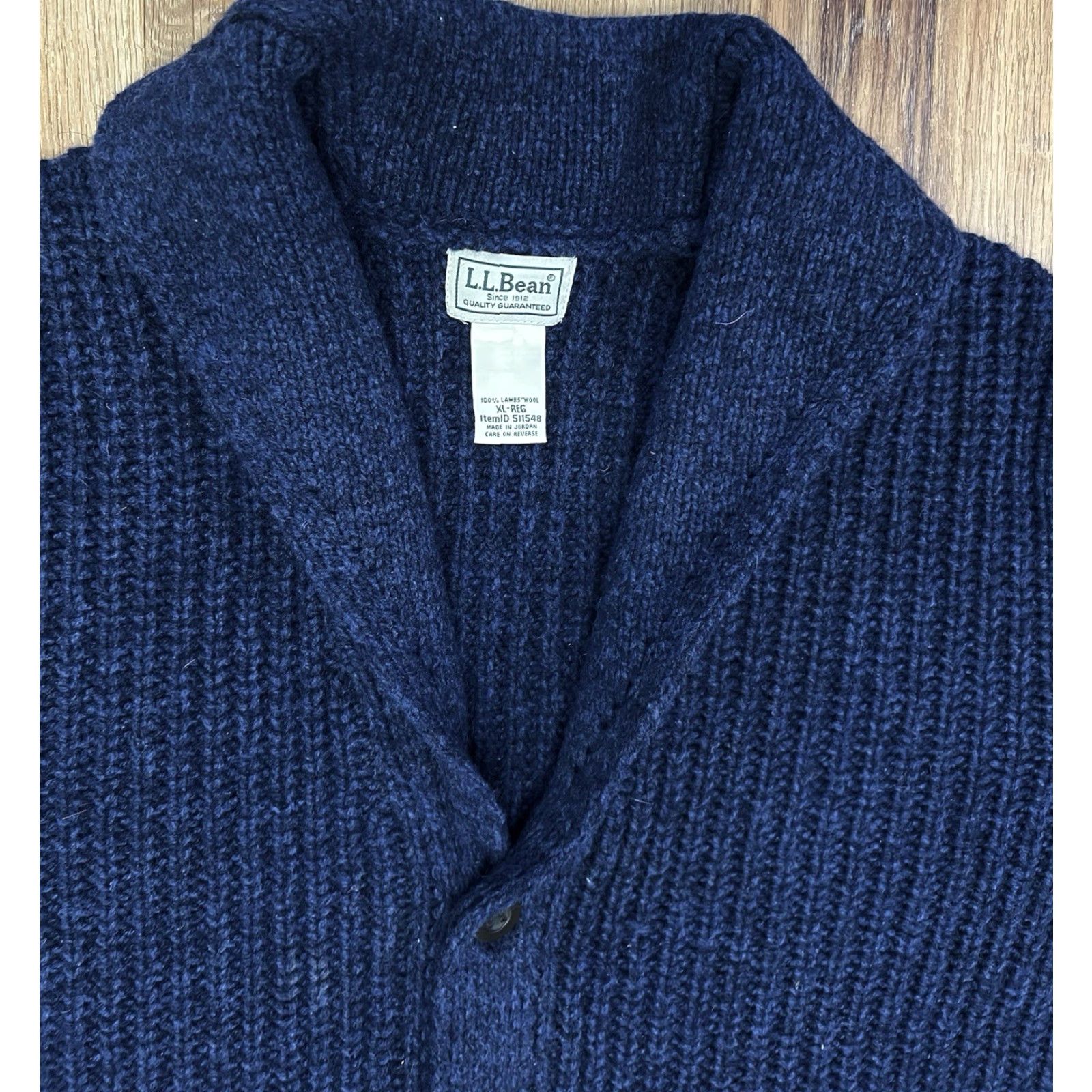 Vintage VINTAGE L.L. Bean Cardigan Sweater XL Navy Chunky-Knit Button Up Knit Wool Lambswool Men Long Sleeve V-Neck 90s Grunge Preppy Outdoors Size US XL / EU 56 / 4 - 3 Thumbnail